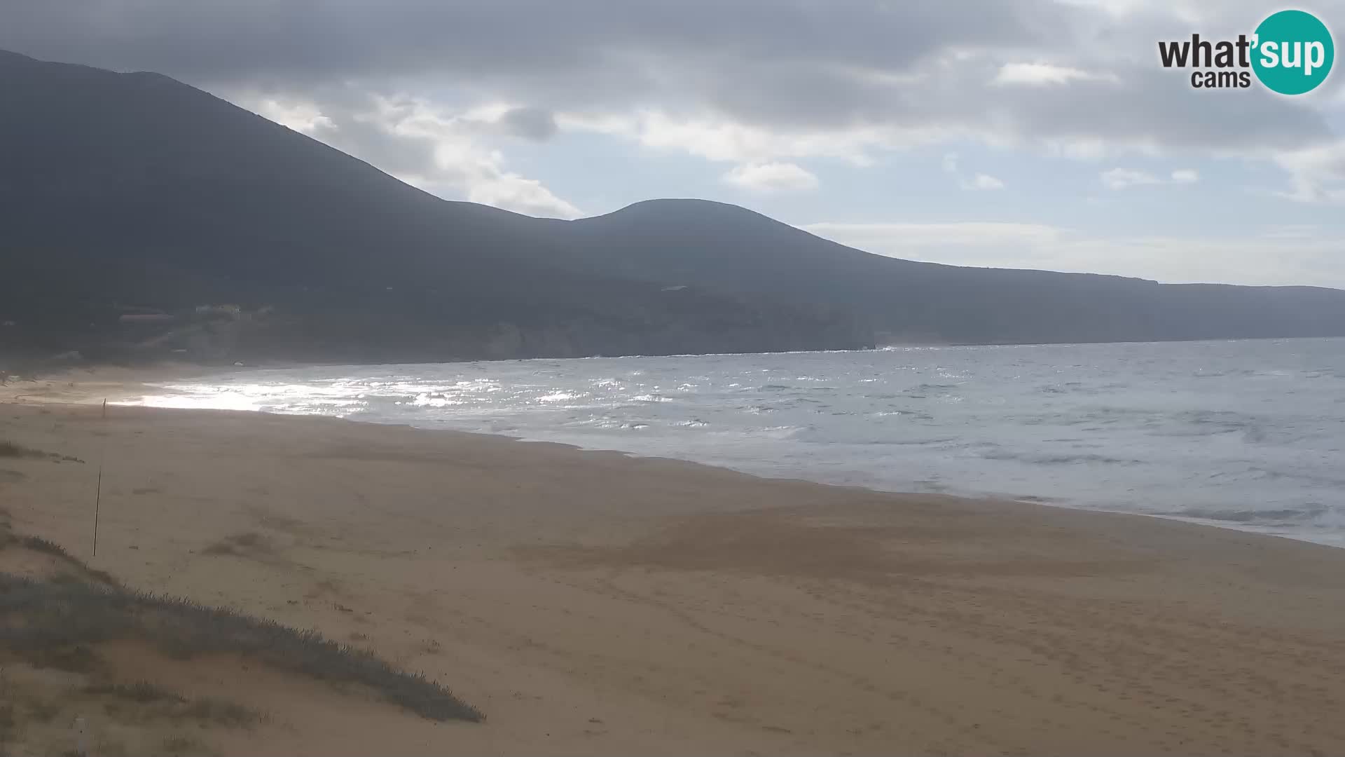 Live webcam plaže San Nicolò u Buggerru, Sardinija – uživajte u valovima i zalascima sunca