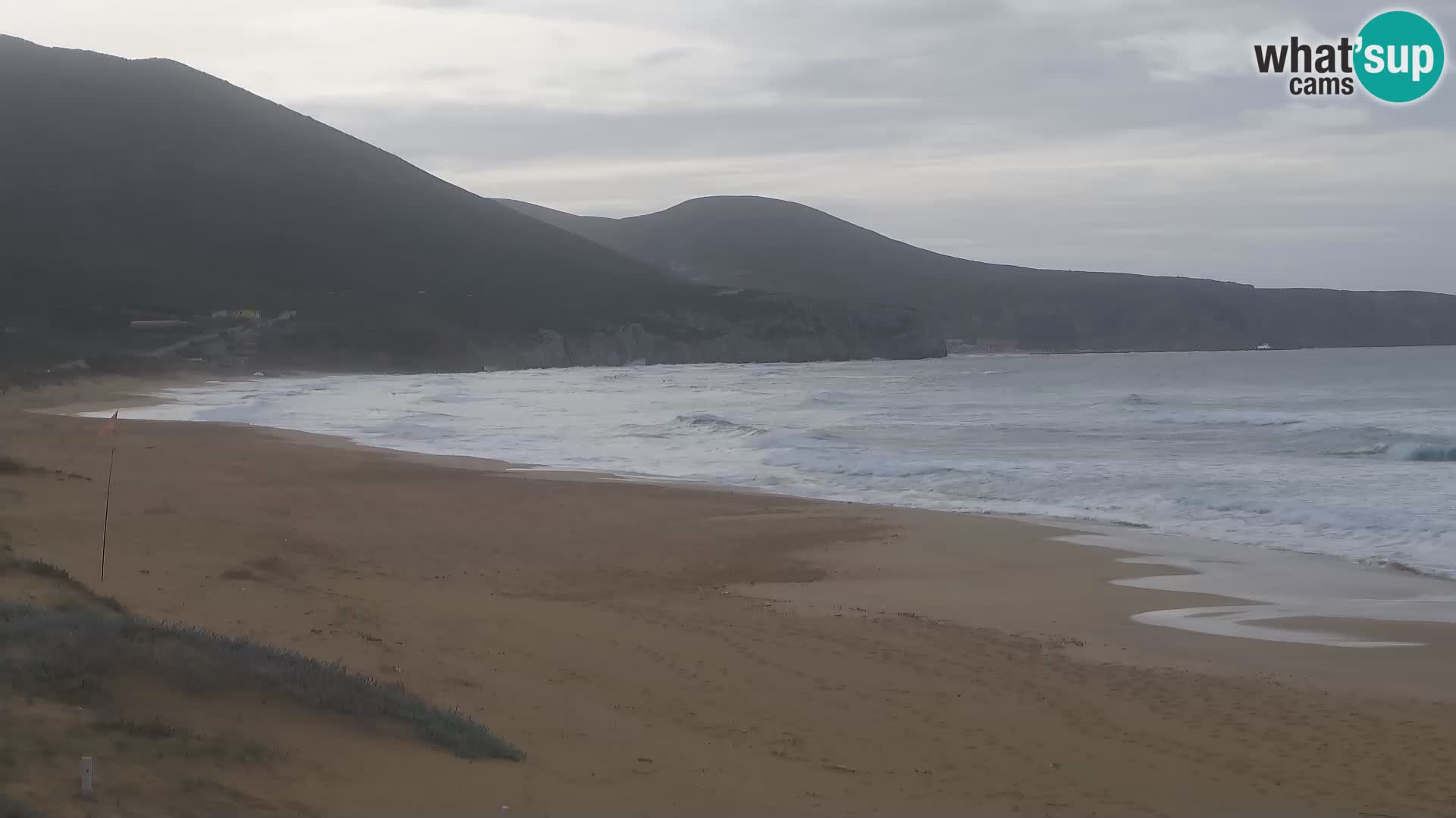 Live webcam plaže San Nicolò u Buggerru, Sardinija – uživajte u valovima i zalascima sunca