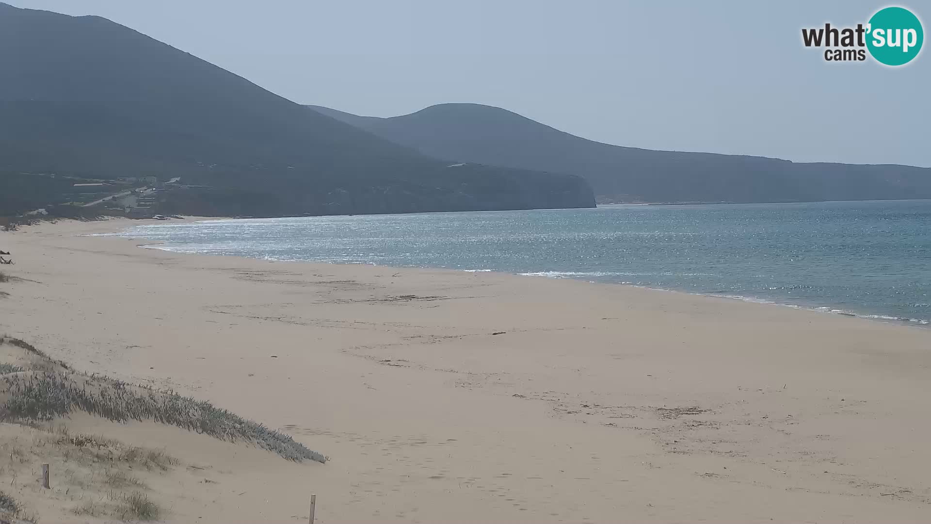 Webcam en direct de la plage de San Nicolò à Buggerru en Sardaigne – Regardez les vagues et le coucher de soleil