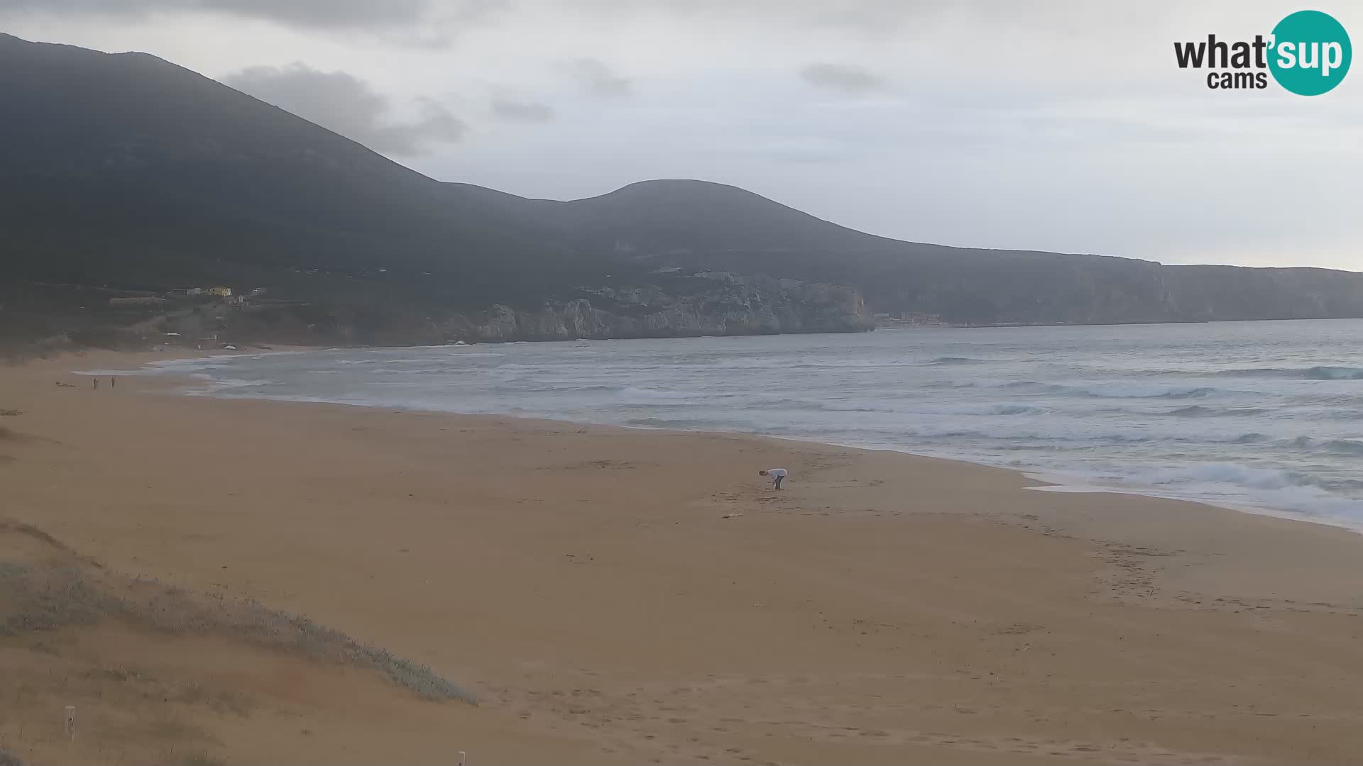 Webcam en vivo de la playa de San Nicolò en Buggerru, Cerdeña – admira las olas y los atardeceres