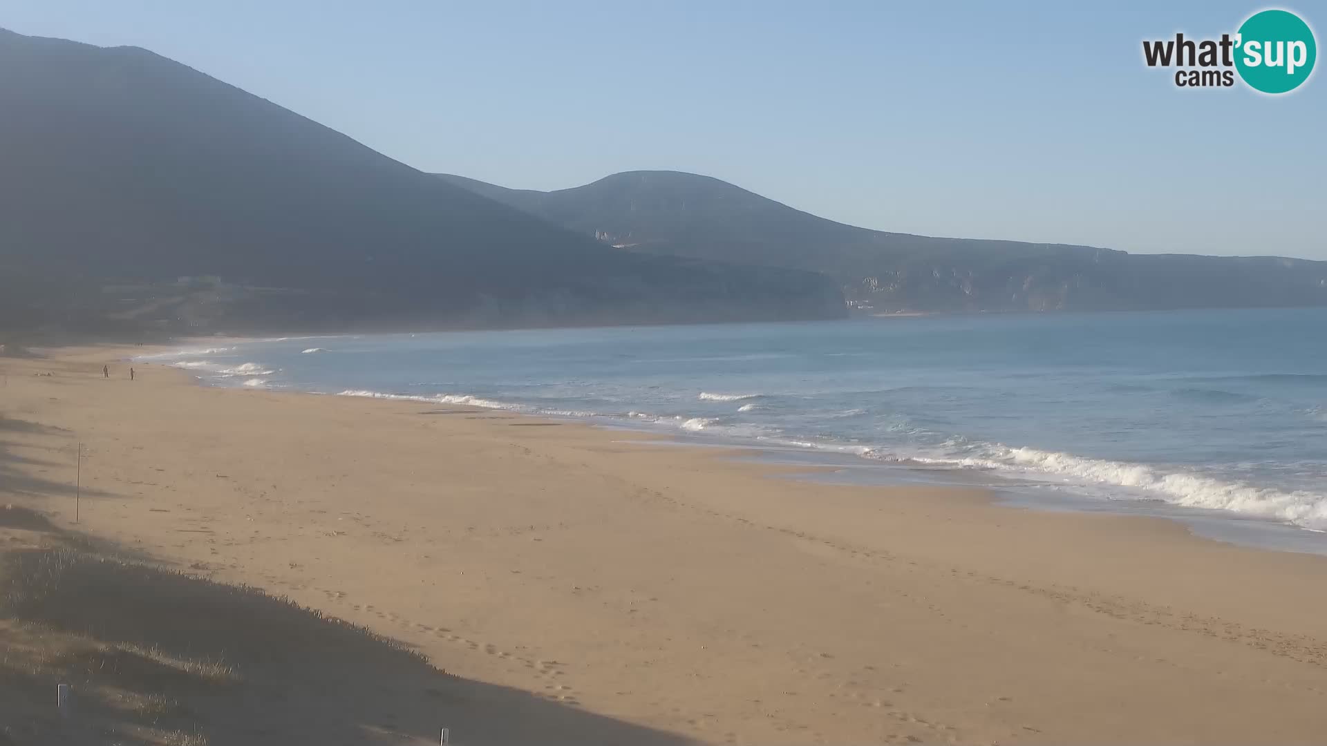 Live-Webcam am Strand von San Nicolò in Buggerru, Sardinien – Beobachten Sie die Wellen und den Sonnenuntergang