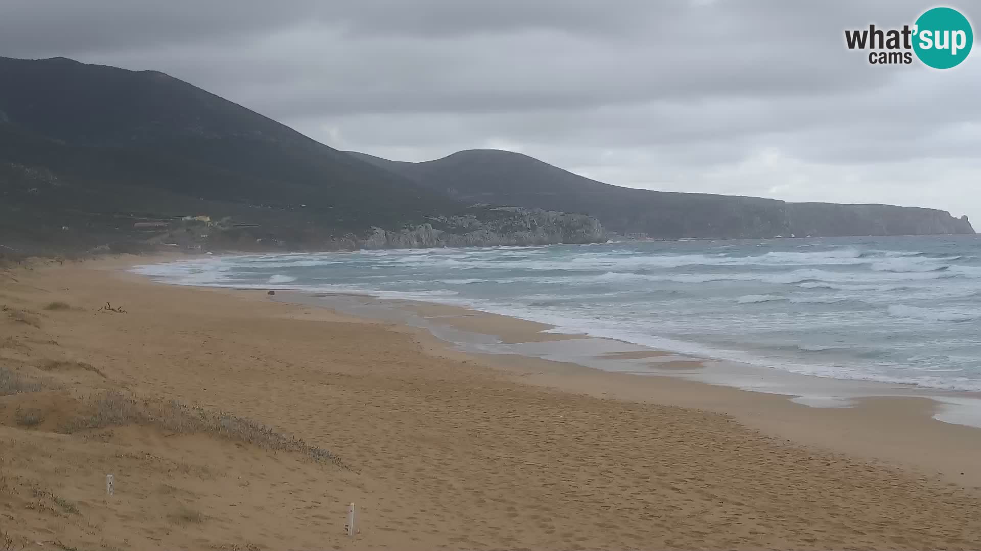 Webcam en vivo de la playa de San Nicolò en Buggerru, Cerdeña – admira las olas y los atardeceres