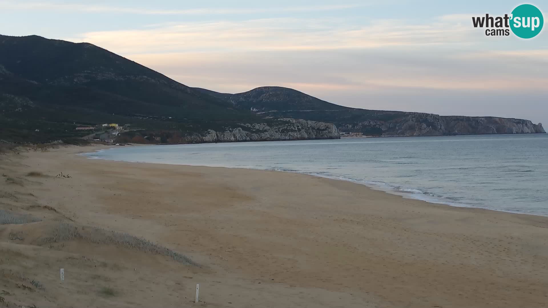 Live-Webcam am Strand von San Nicolò in Buggerru, Sardinien – Beobachten Sie die Wellen und den Sonnenuntergang