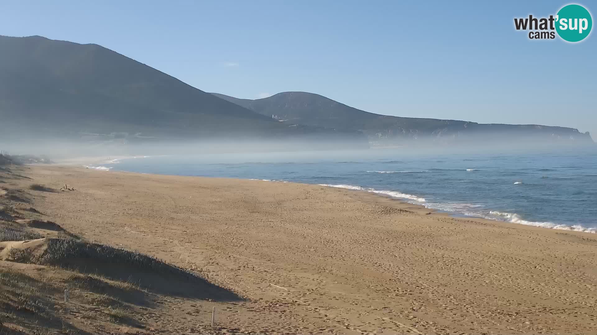 Live-Webcam am Strand von San Nicolò in Buggerru, Sardinien – Beobachten Sie die Wellen und den Sonnenuntergang