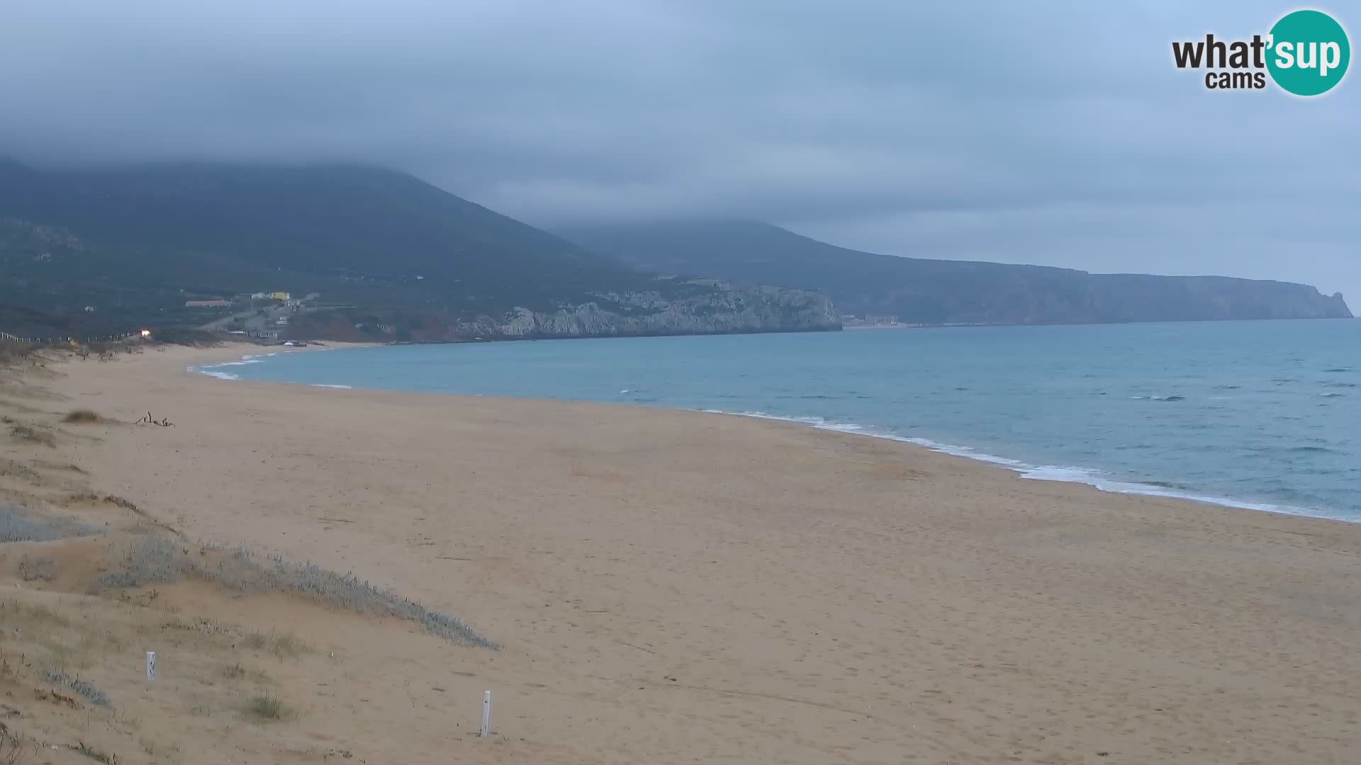 Webcam en direct de la plage de San Nicolò à Buggerru en Sardaigne – Regardez les vagues et le coucher de soleil