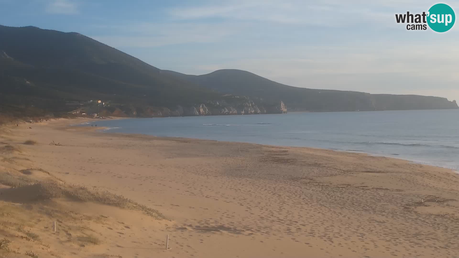 Live-Webcam am Strand von San Nicolò in Buggerru, Sardinien – Beobachten Sie die Wellen und den Sonnenuntergang