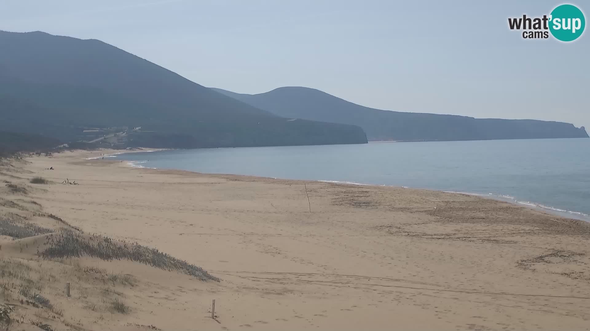 Webcam en vivo de la playa de San Nicolò en Buggerru, Cerdeña – admira las olas y los atardeceres