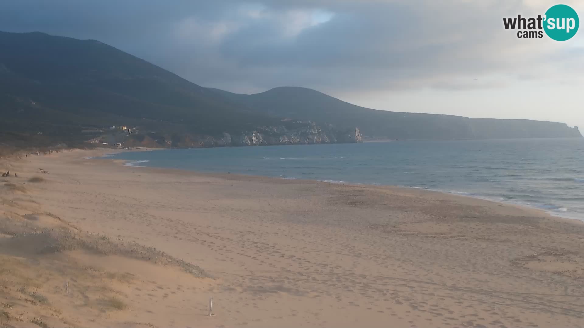 Live-Webcam am Strand von San Nicolò in Buggerru, Sardinien – Beobachten Sie die Wellen und den Sonnenuntergang