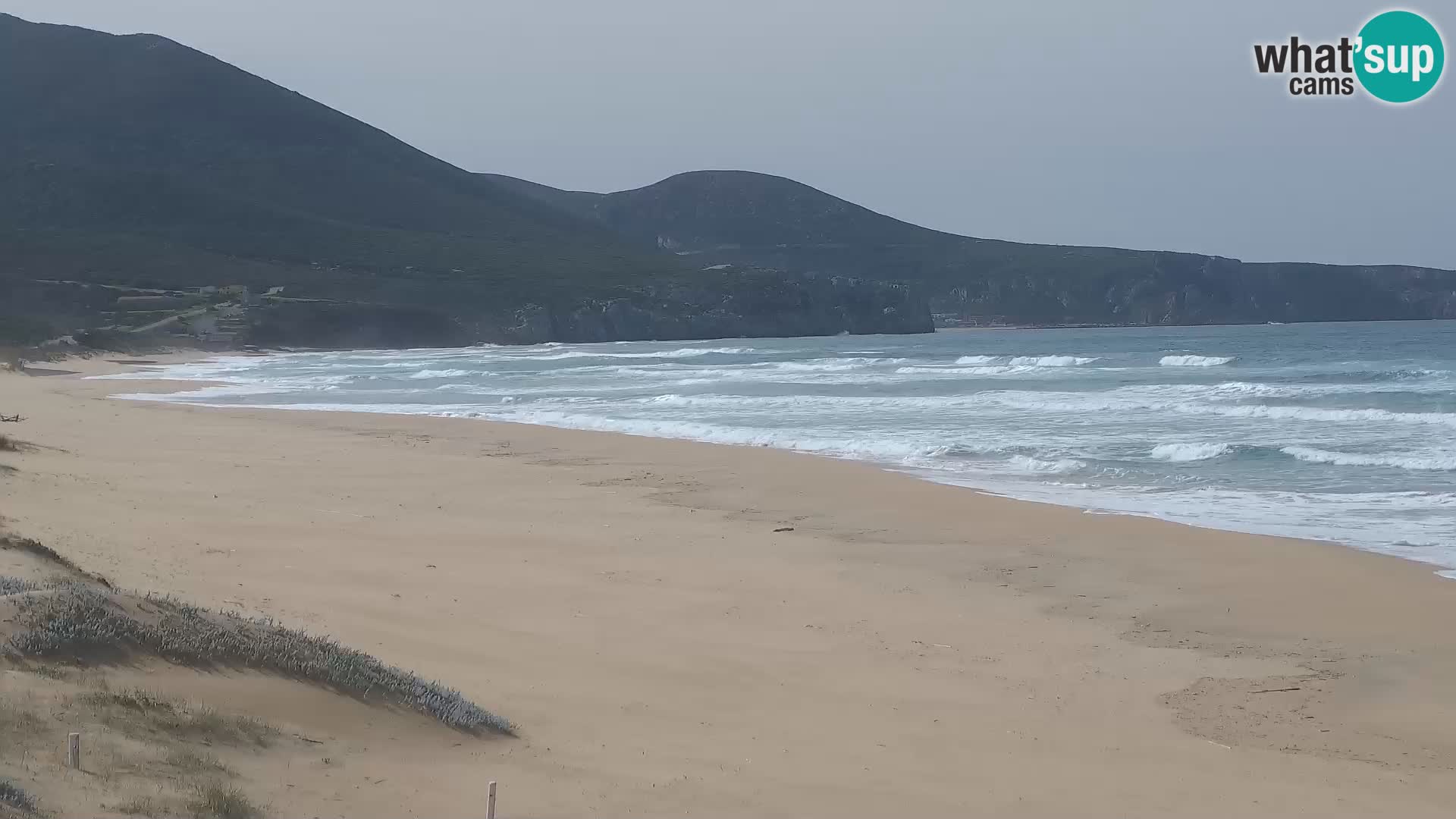 Live-Webcam am Strand von San Nicolò in Buggerru, Sardinien – Beobachten Sie die Wellen und den Sonnenuntergang