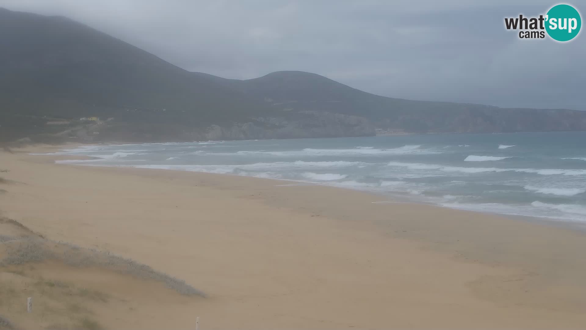 Webcam en vivo de la playa de San Nicolò en Buggerru, Cerdeña – admira las olas y los atardeceres