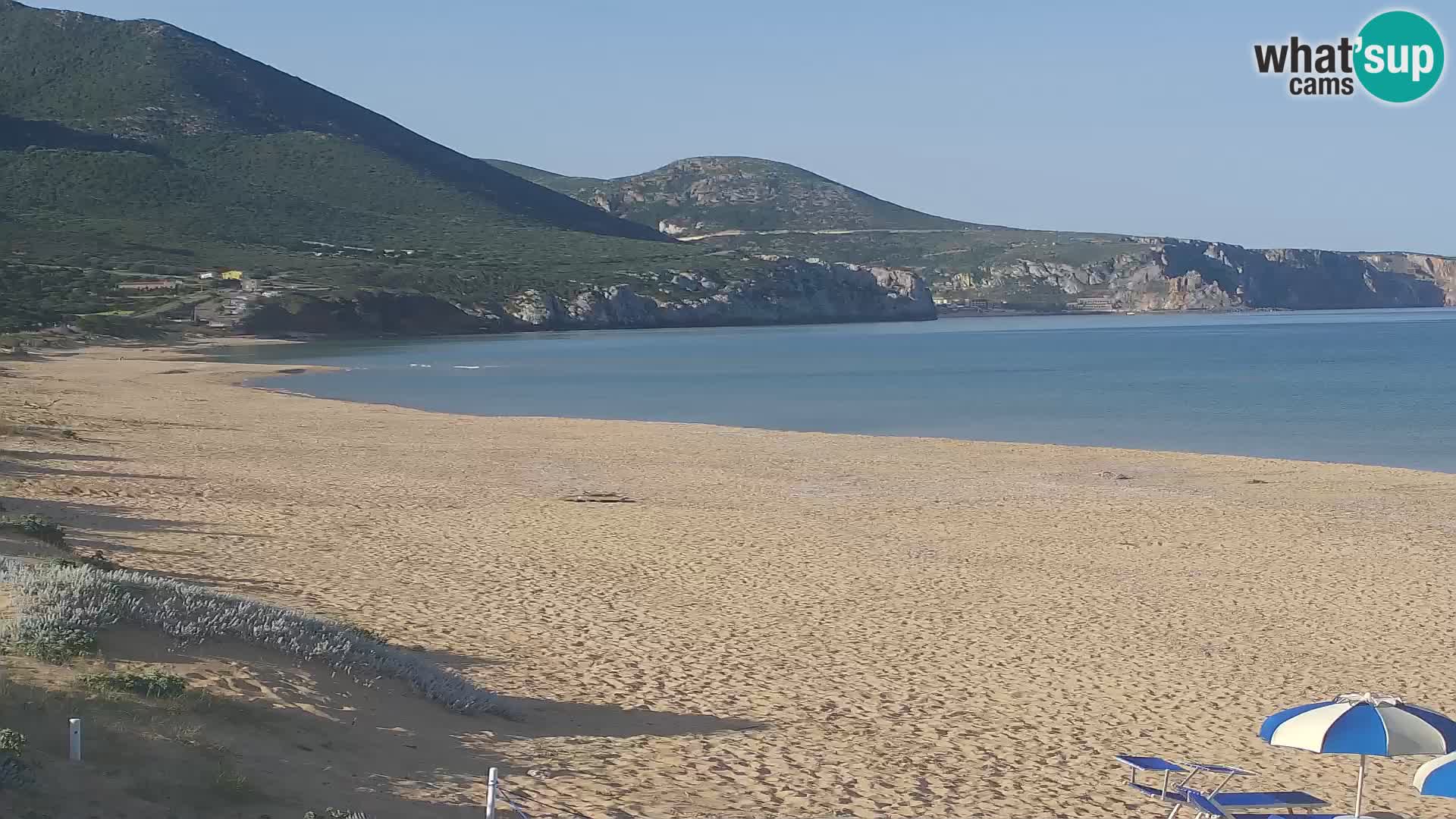 Spletna kamera plaže San Nicolò v Buggerruju, Sardinija – uživajte v valovih in sončnih zahodih