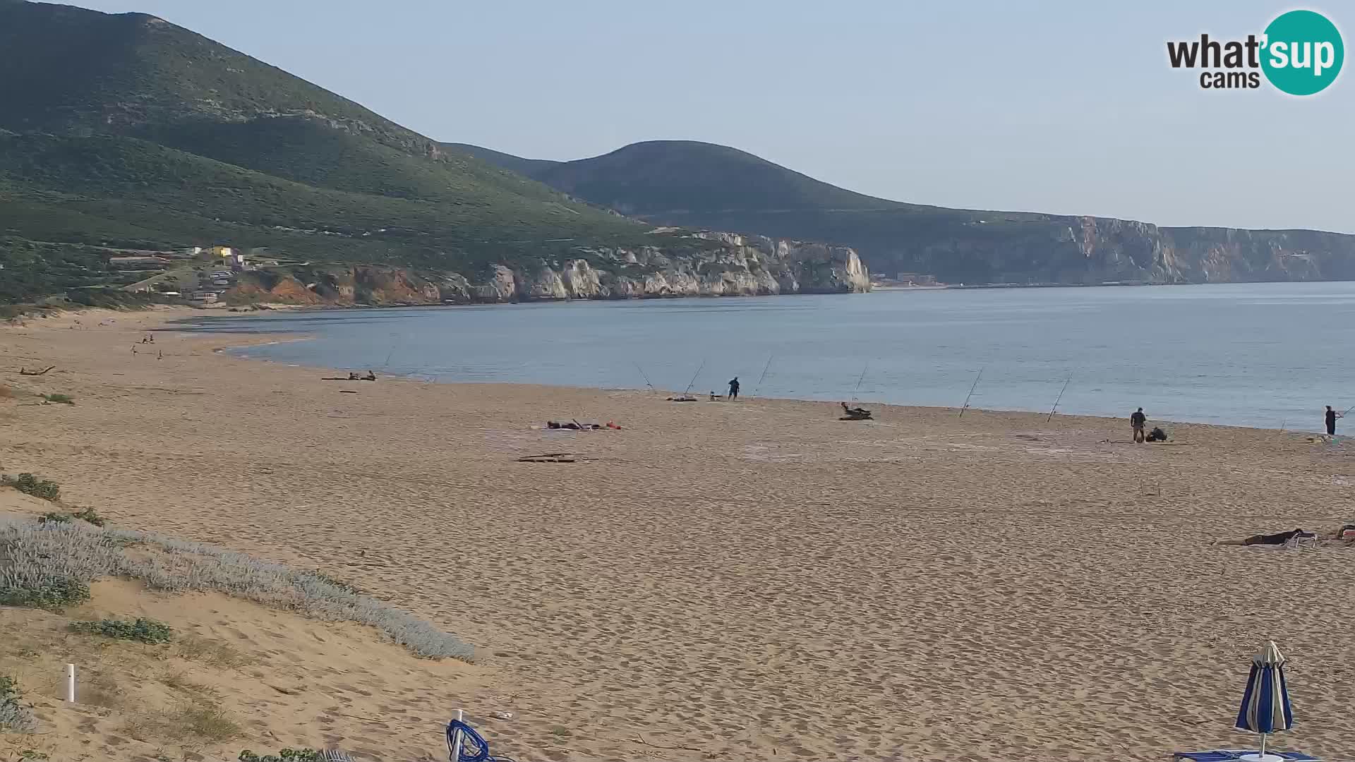 Webcam en vivo de la playa de San Nicolò en Buggerru, Cerdeña – admira las olas y los atardeceres