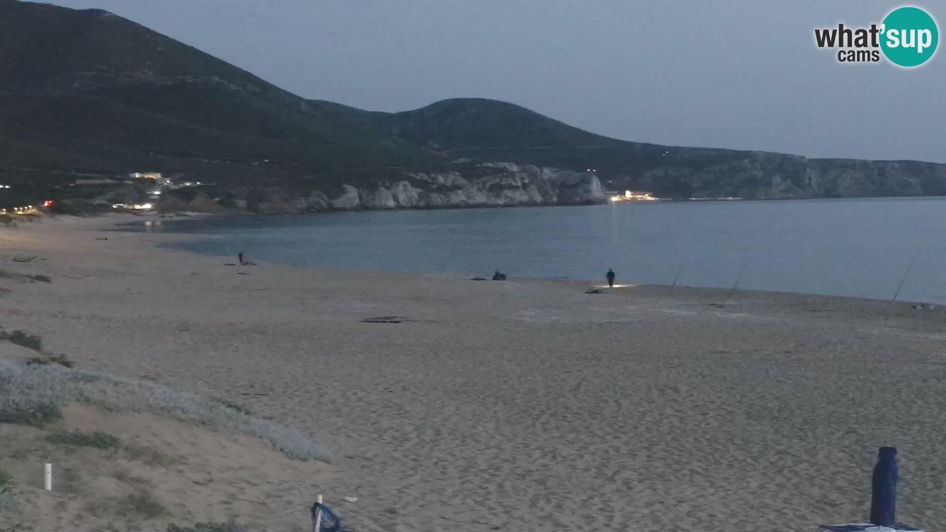 Live-Webcam am Strand von San Nicolò in Buggerru, Sardinien – Beobachten Sie die Wellen und den Sonnenuntergang
