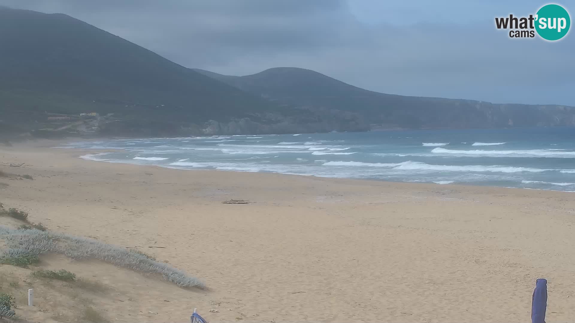 Webcam en direct de la plage de San Nicolò à Buggerru en Sardaigne – Regardez les vagues et le coucher de soleil