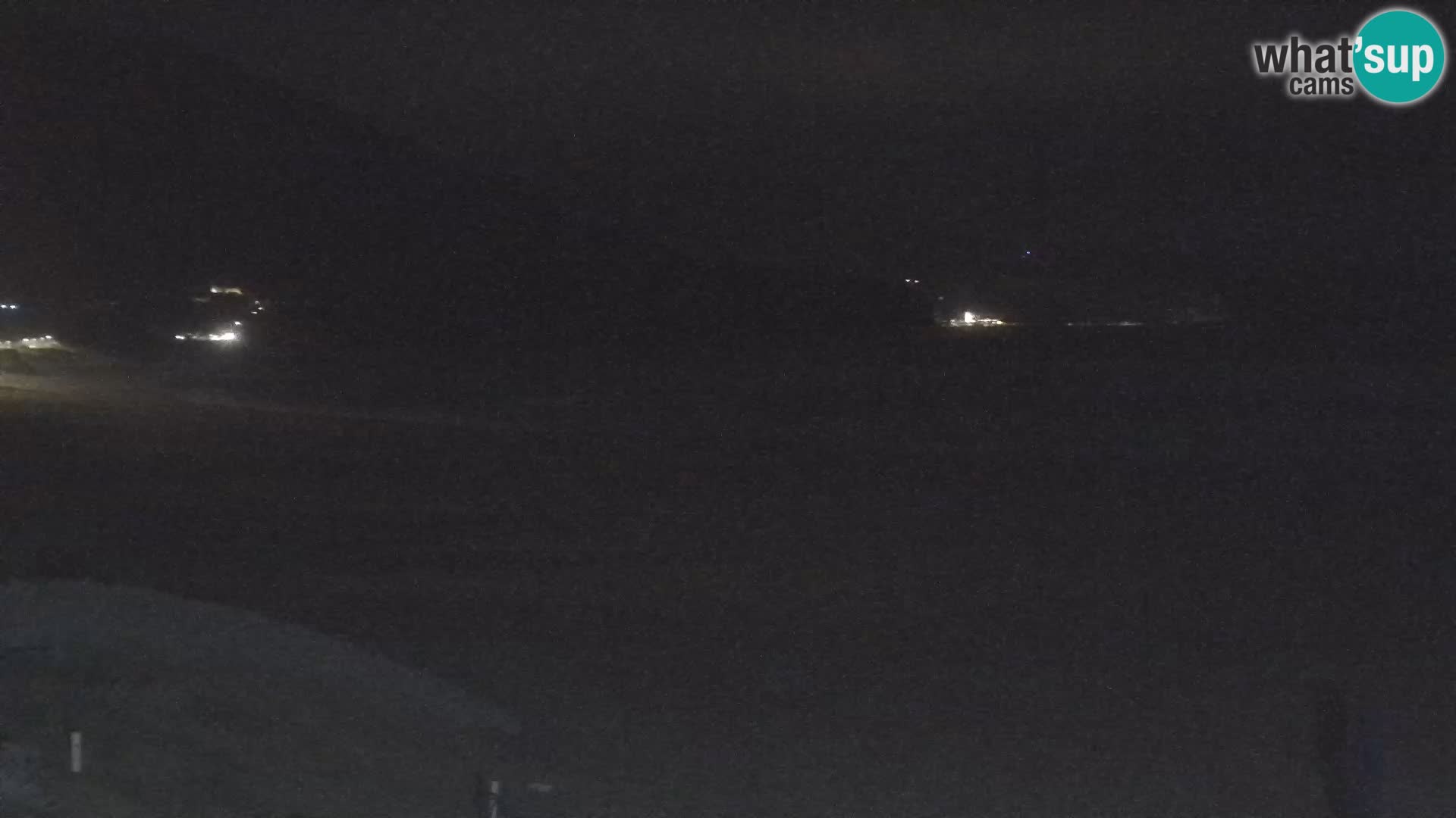 Spletna kamera plaže San Nicolò v Buggerruju, Sardinija – uživajte v valovih in sončnih zahodih