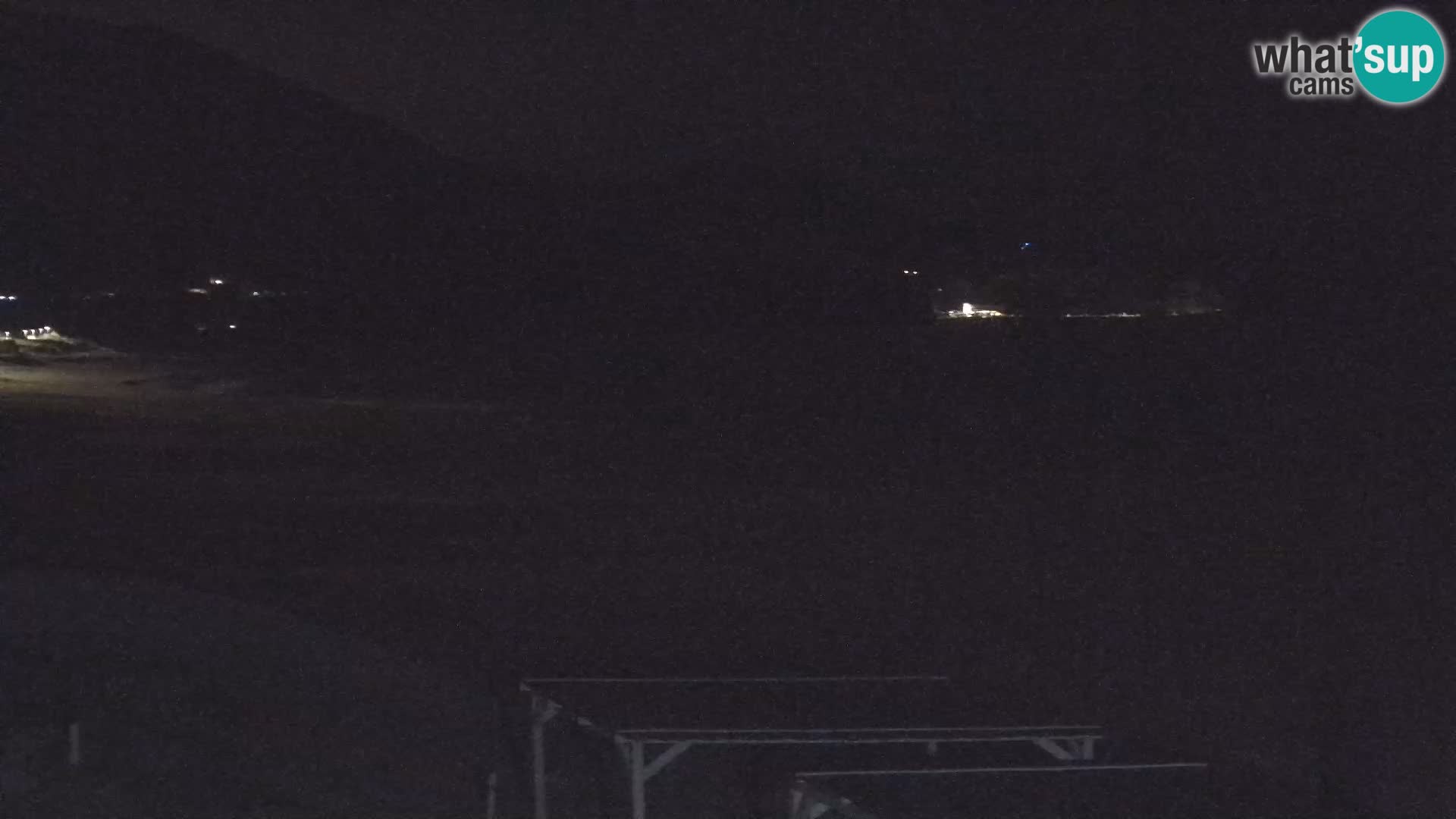 Spletna kamera plaže San Nicolò v Buggerruju, Sardinija – uživajte v valovih in sončnih zahodih