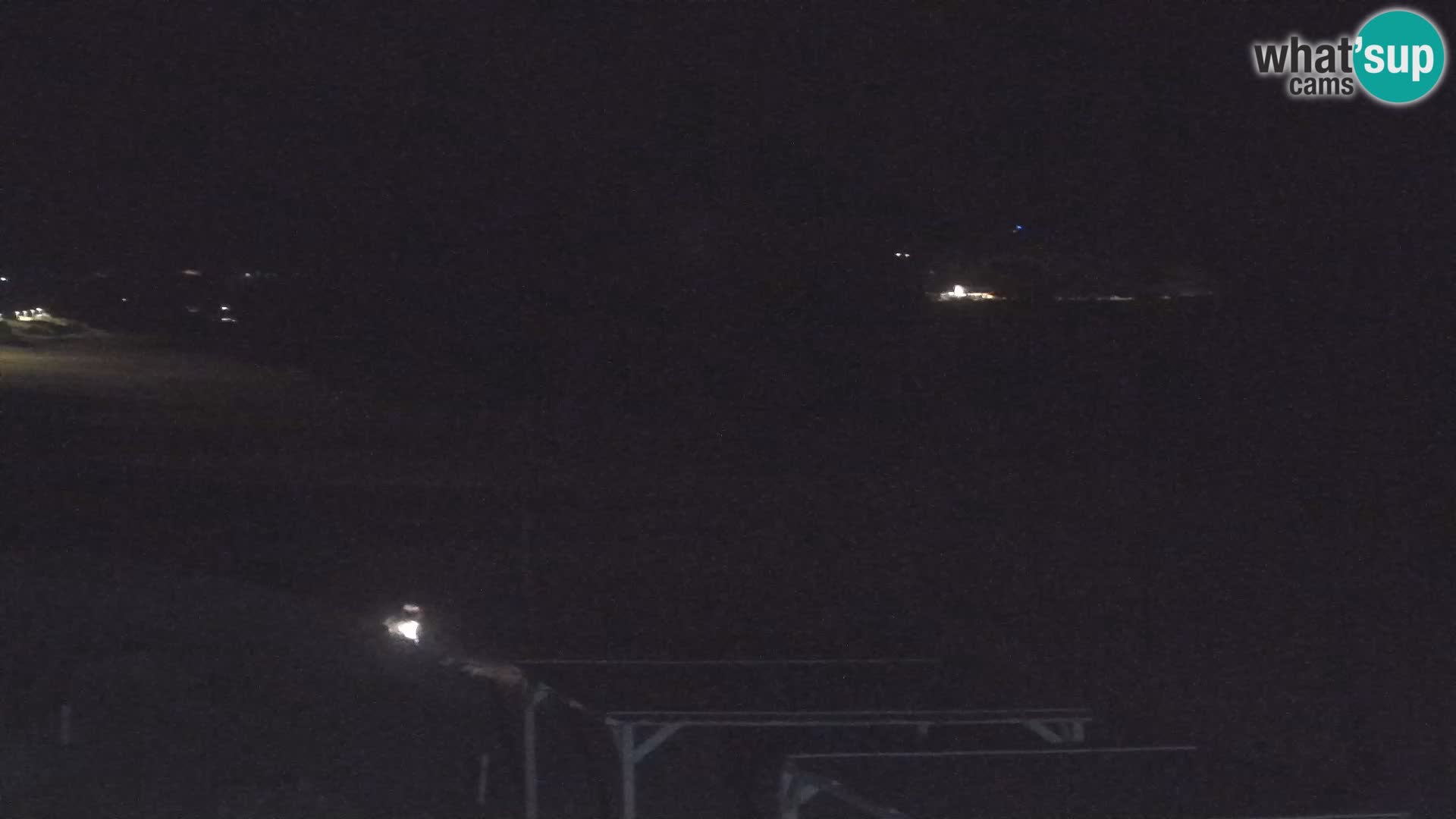 Spletna kamera plaže San Nicolò v Buggerruju, Sardinija – uživajte v valovih in sončnih zahodih