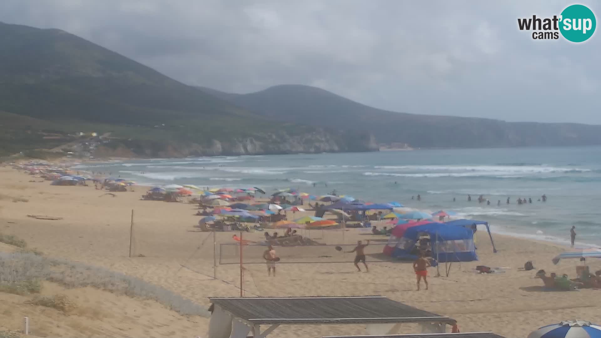 Webcam en vivo de la playa de San Nicolò en Buggerru, Cerdeña – admira las olas y los atardeceres