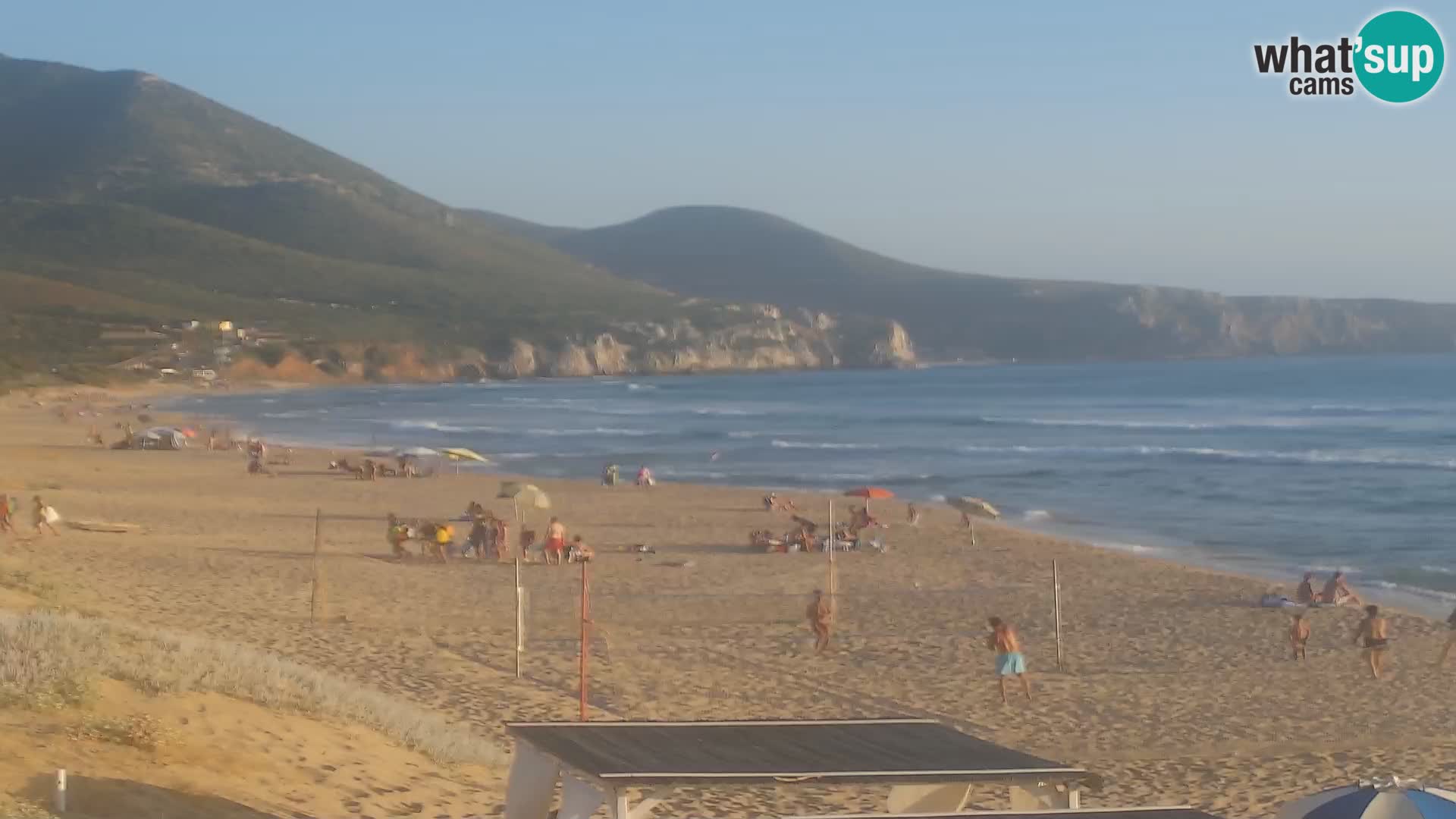 Live-Webcam am Strand von San Nicolò in Buggerru, Sardinien – Beobachten Sie die Wellen und den Sonnenuntergang