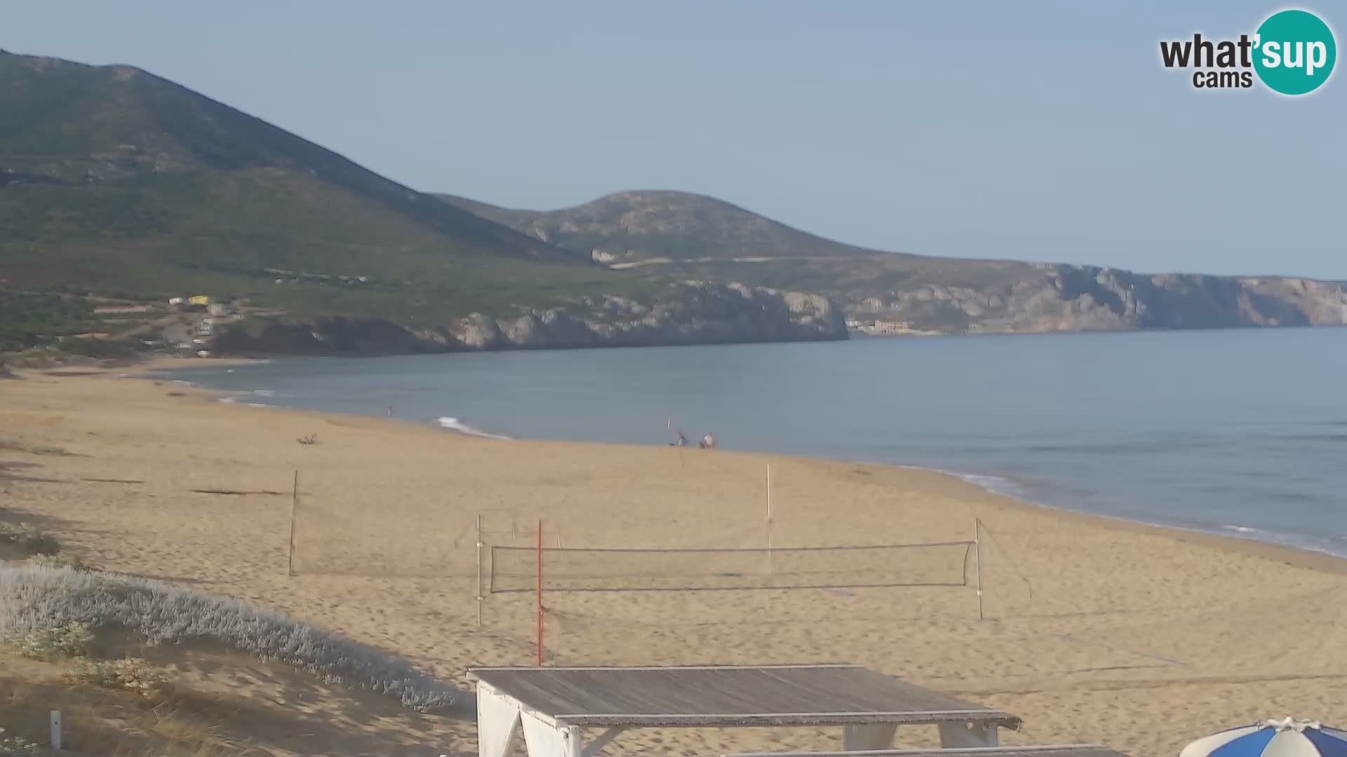 Webcam en vivo de la playa de San Nicolò en Buggerru, Cerdeña – admira las olas y los atardeceres