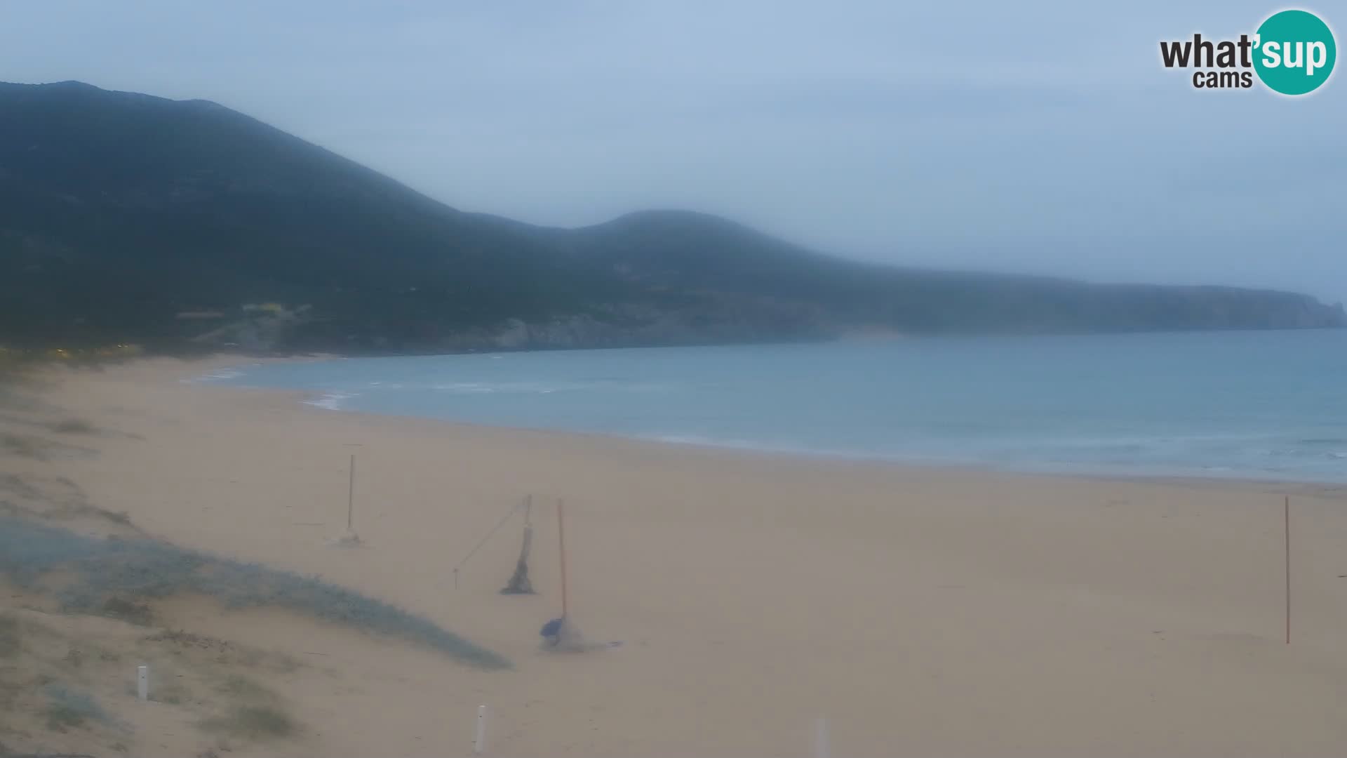 Live-Webcam am Strand von San Nicolò in Buggerru, Sardinien – Beobachten Sie die Wellen und den Sonnenuntergang