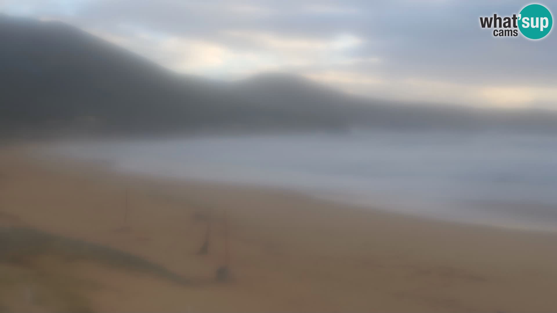 Live webcam plaže San Nicolò u Buggerru, Sardinija – uživajte u valovima i zalascima sunca