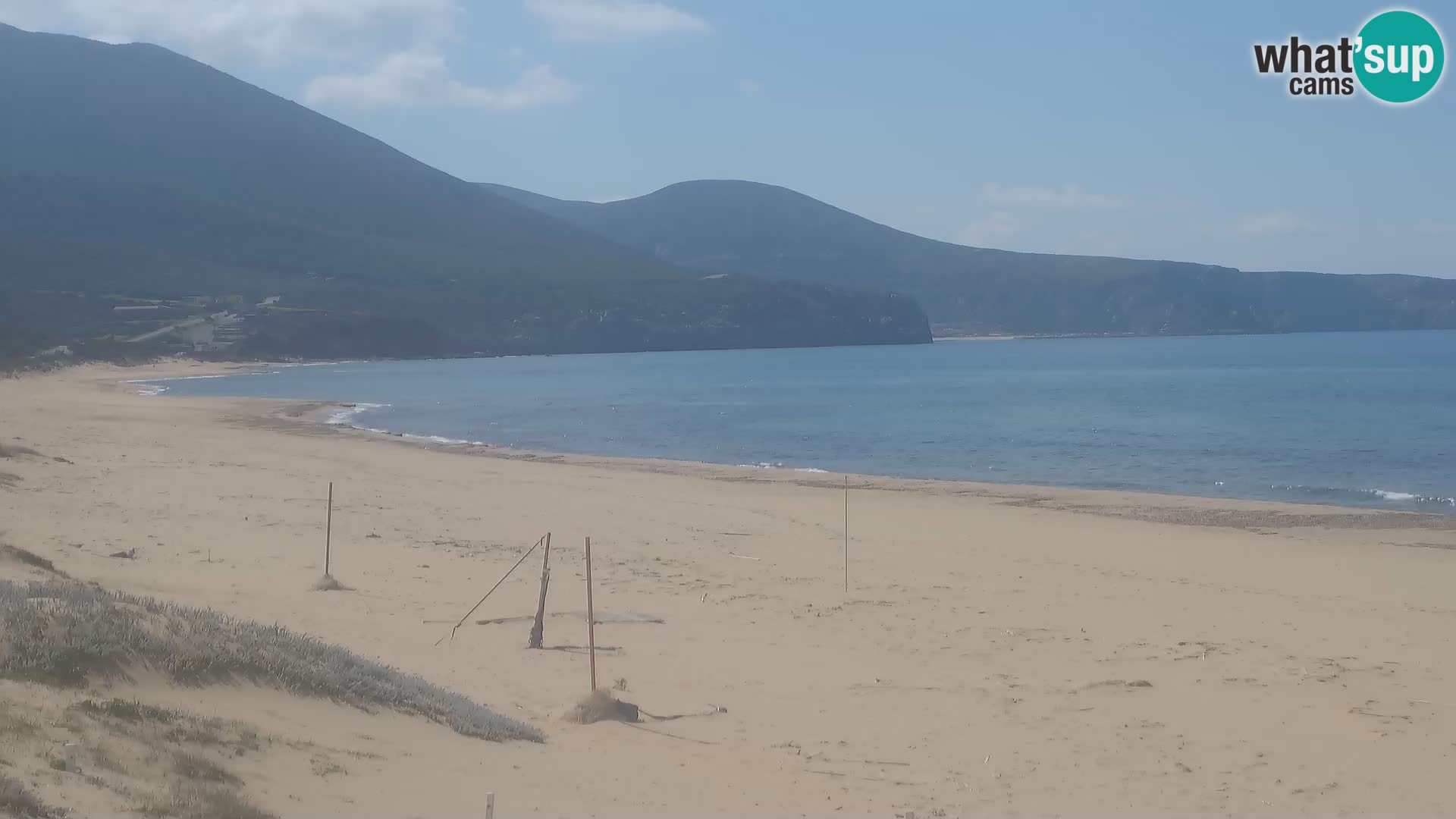 Webcam en direct de la plage de San Nicolò à Buggerru en Sardaigne – Regardez les vagues et le coucher de soleil