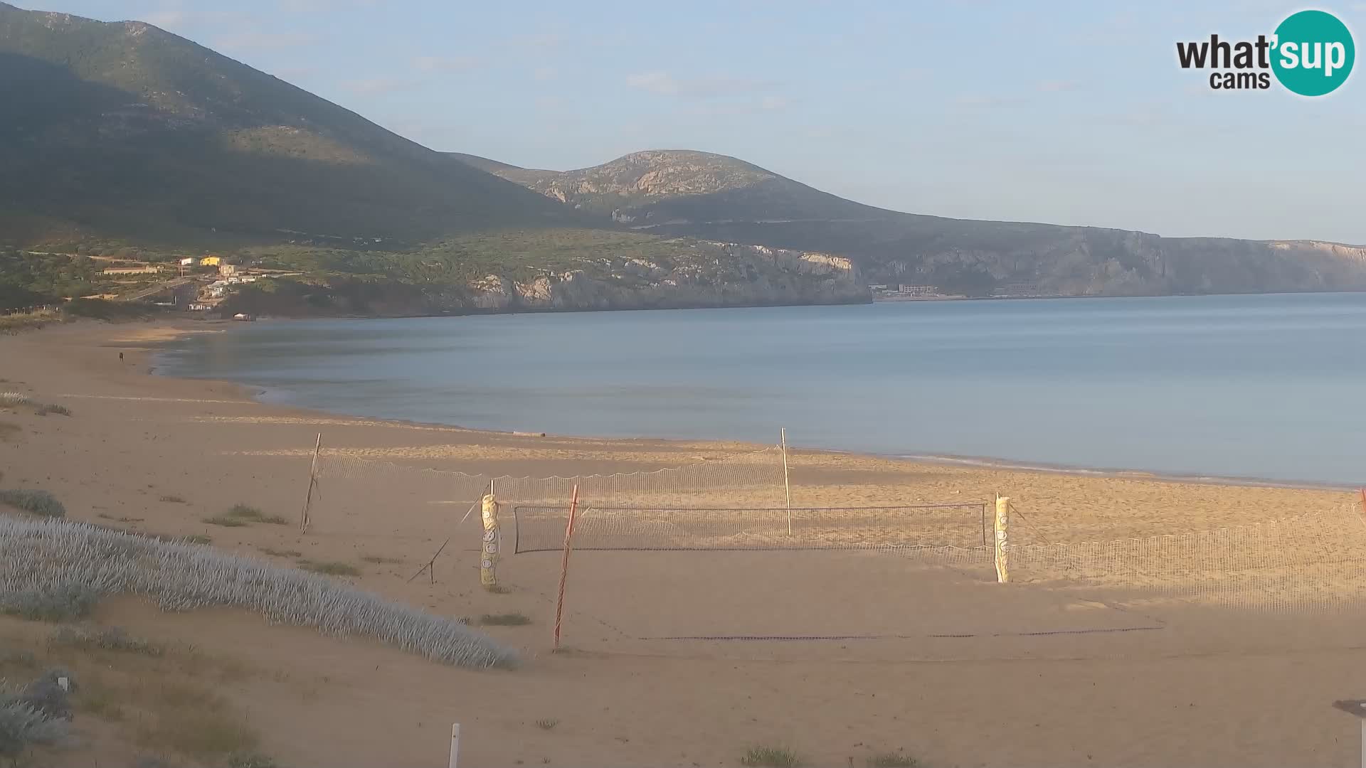 Live webcam plaže San Nicolò u Buggerru, Sardinija – uživajte u valovima i zalascima sunca
