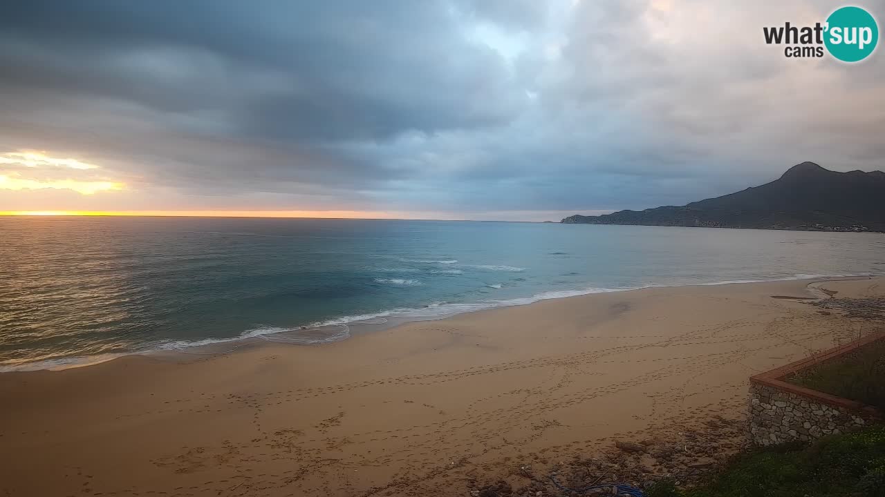 Kamera Sardinija | Buggerru – plaža San Nicolò