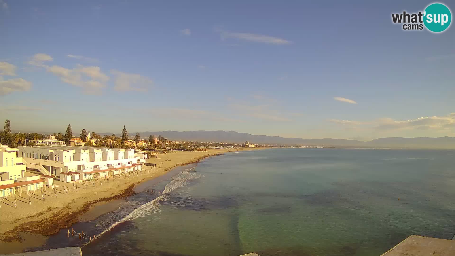 Web kamera uživo Cagliarski zaljev – plaža Poetto – Sardinija