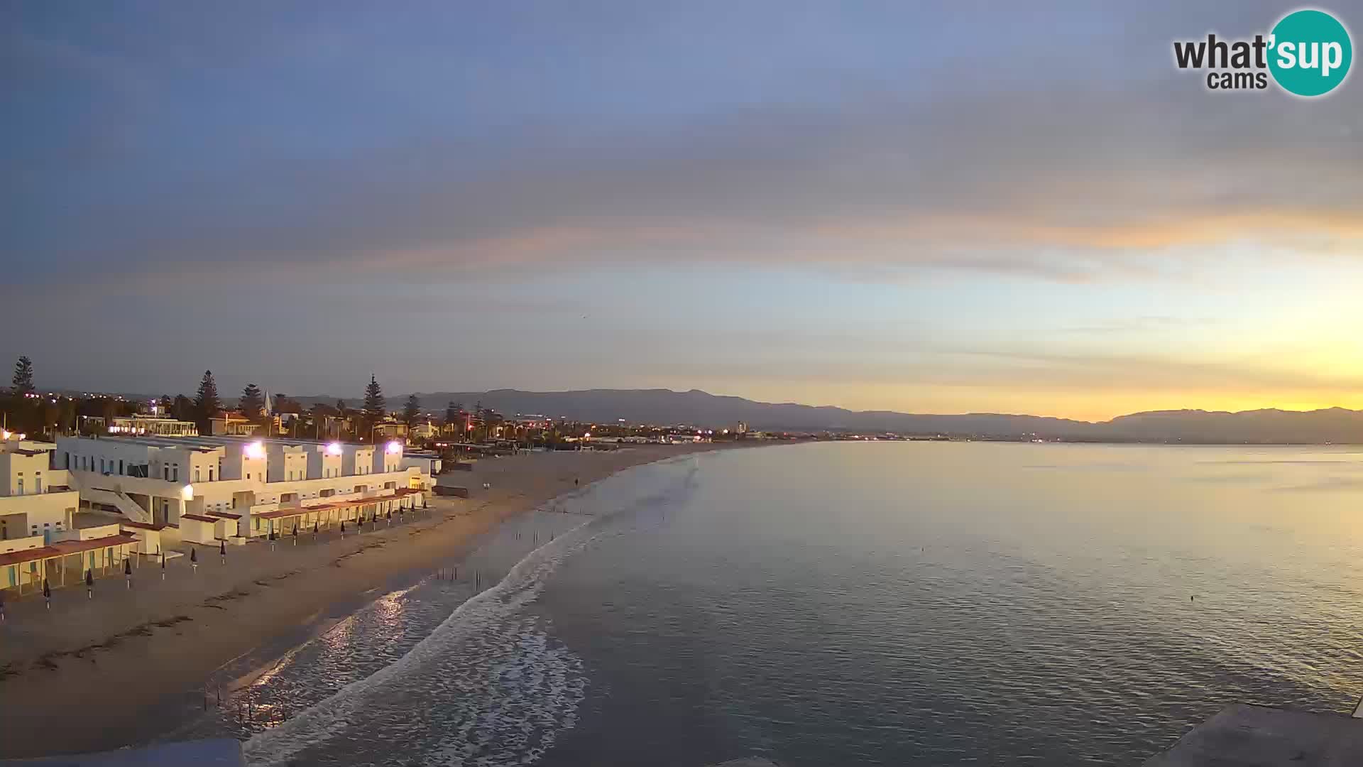 Web kamera uživo Cagliarski zaljev – plaža Poetto – Sardinija