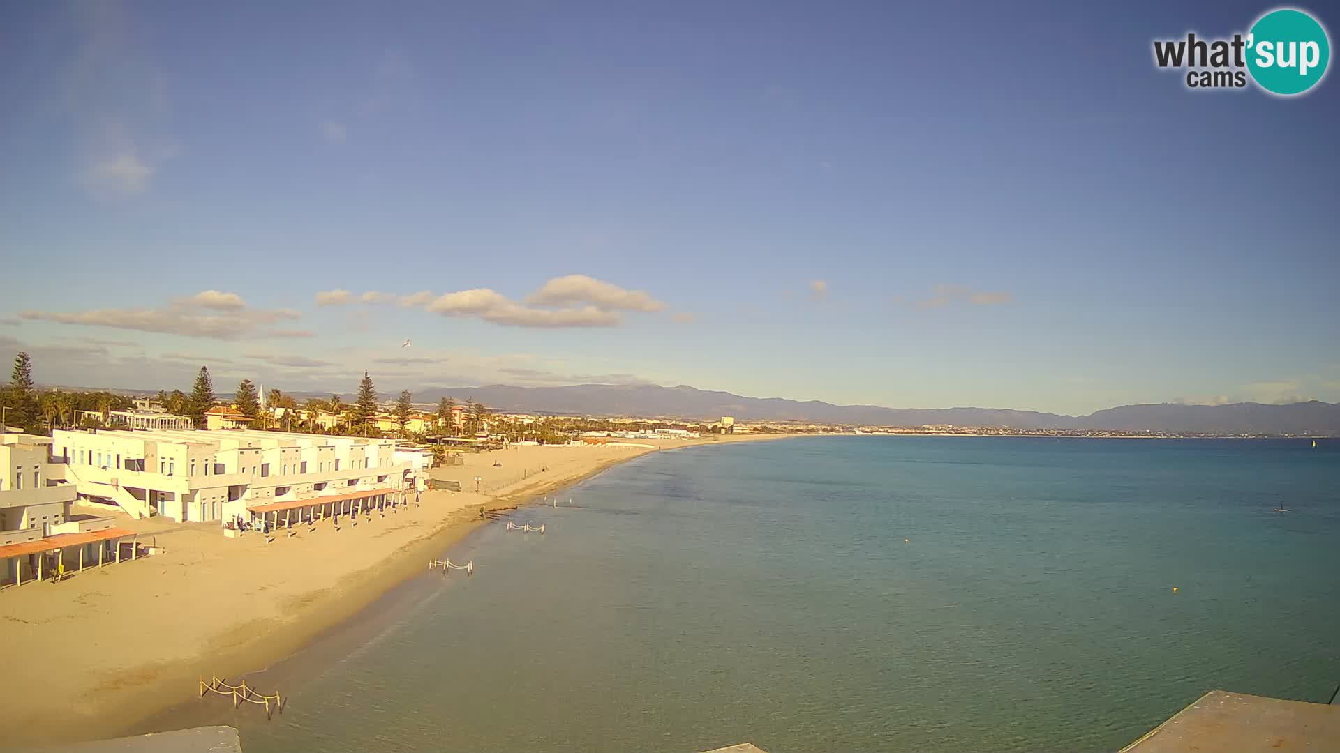 Web kamera uživo Cagliarski zaljev – plaža Poetto – Sardinija