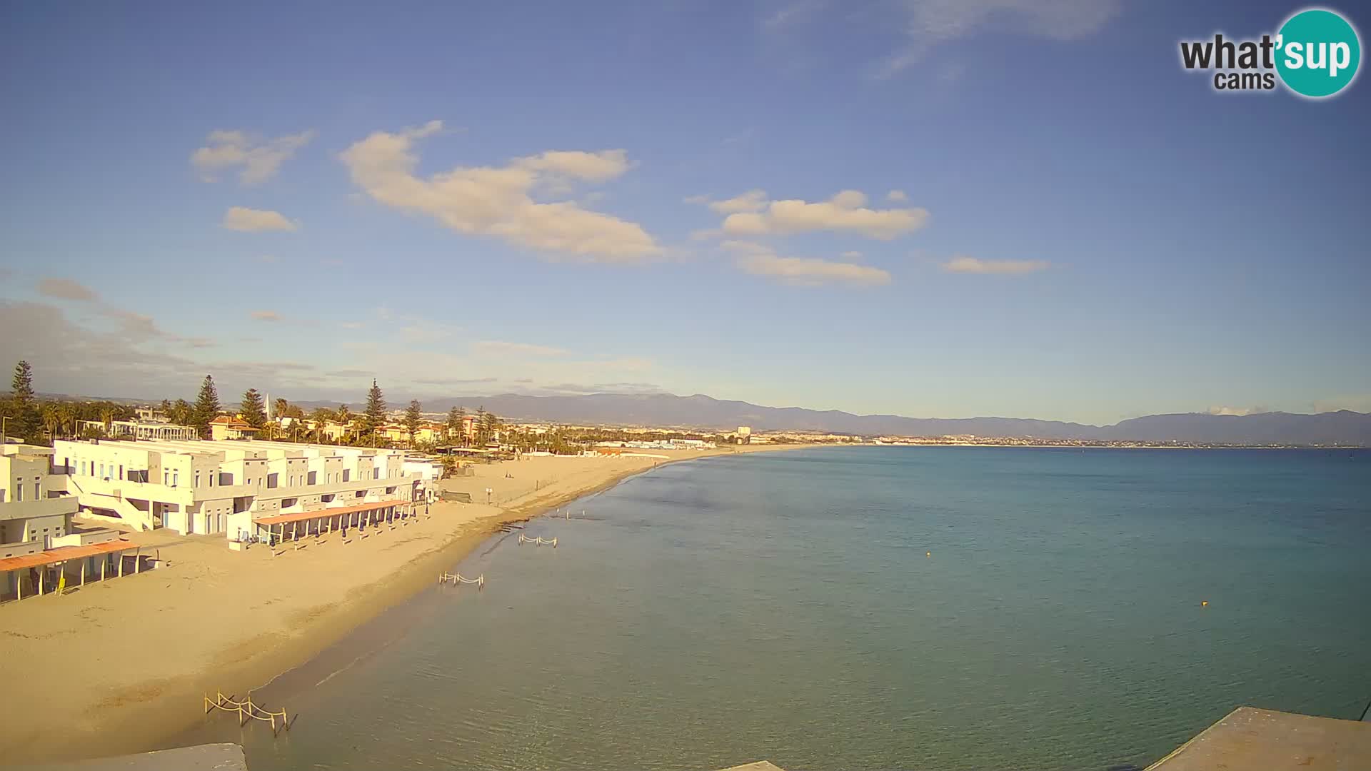 Web kamera uživo Cagliarski zaljev – plaža Poetto – Sardinija