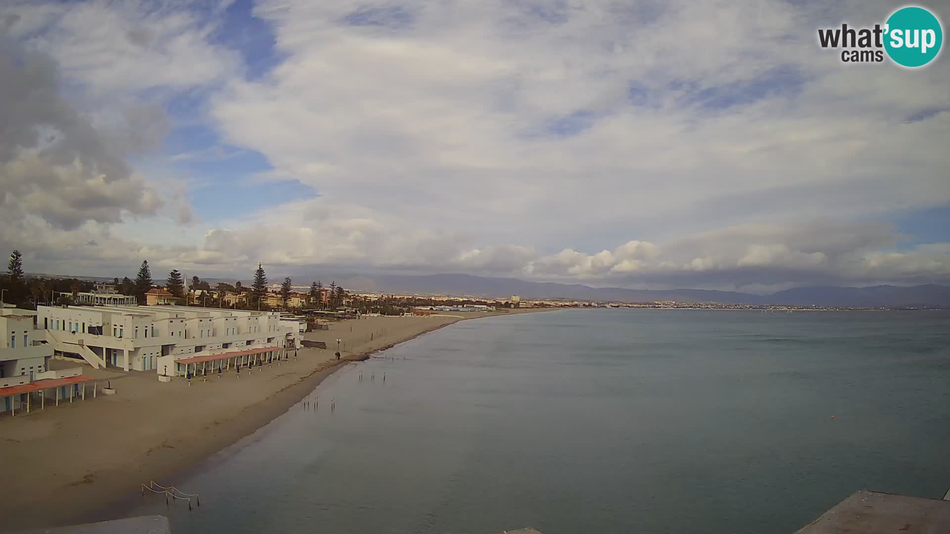 Web kamera uživo Cagliarski zaljev – plaža Poetto – Sardinija