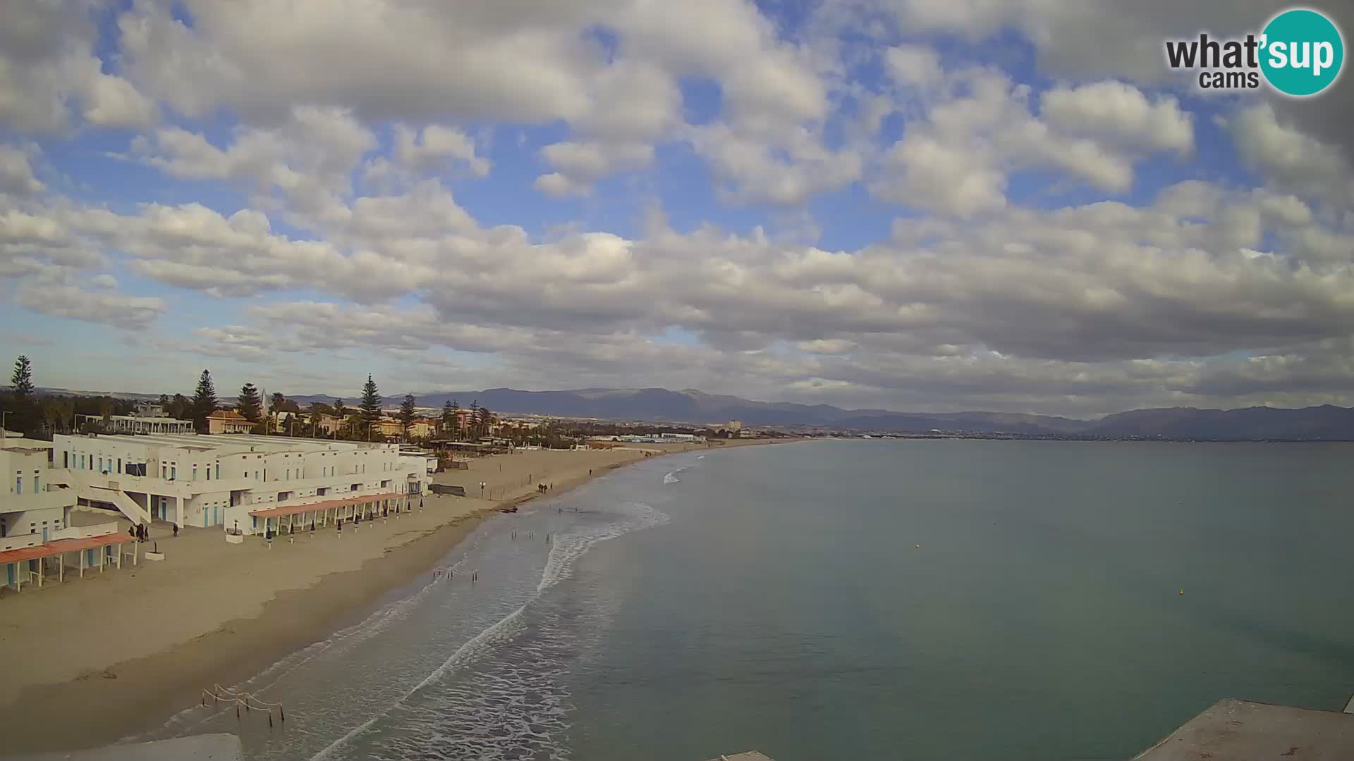 Web kamera uživo Cagliarski zaljev – plaža Poetto – Sardinija