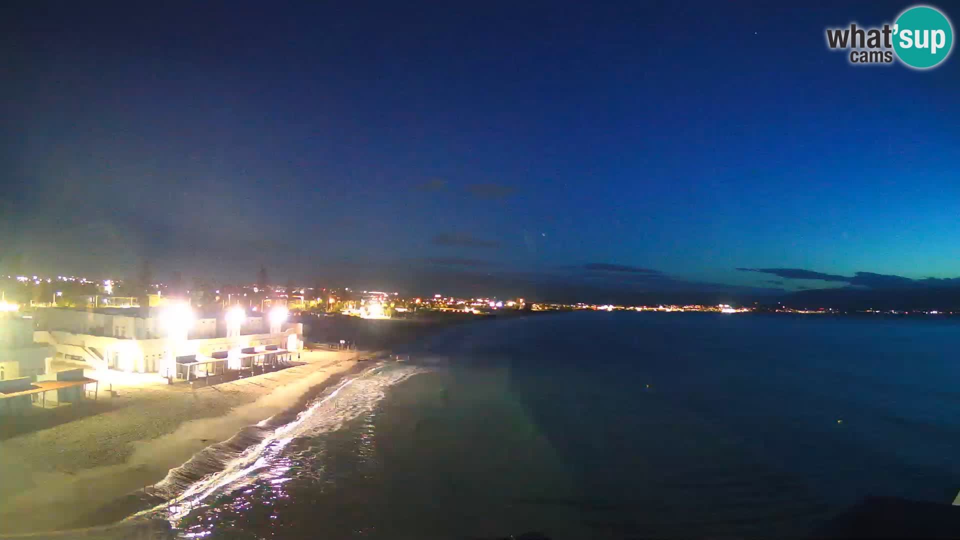 Spletna kamera v živo Cagliarski zaliv – plaža Poetto – Sardinija