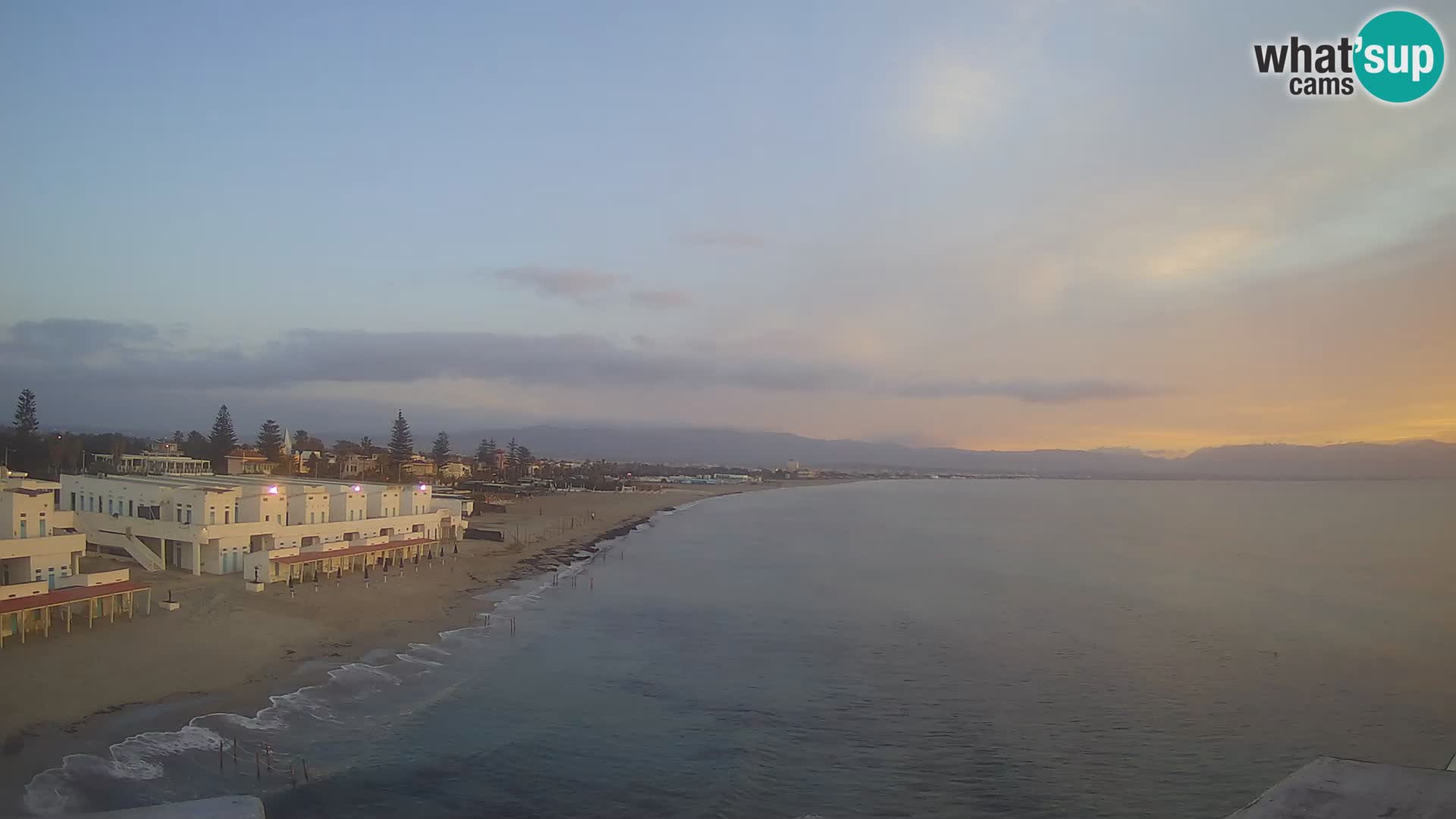 Web kamera uživo Cagliarski zaljev – plaža Poetto – Sardinija