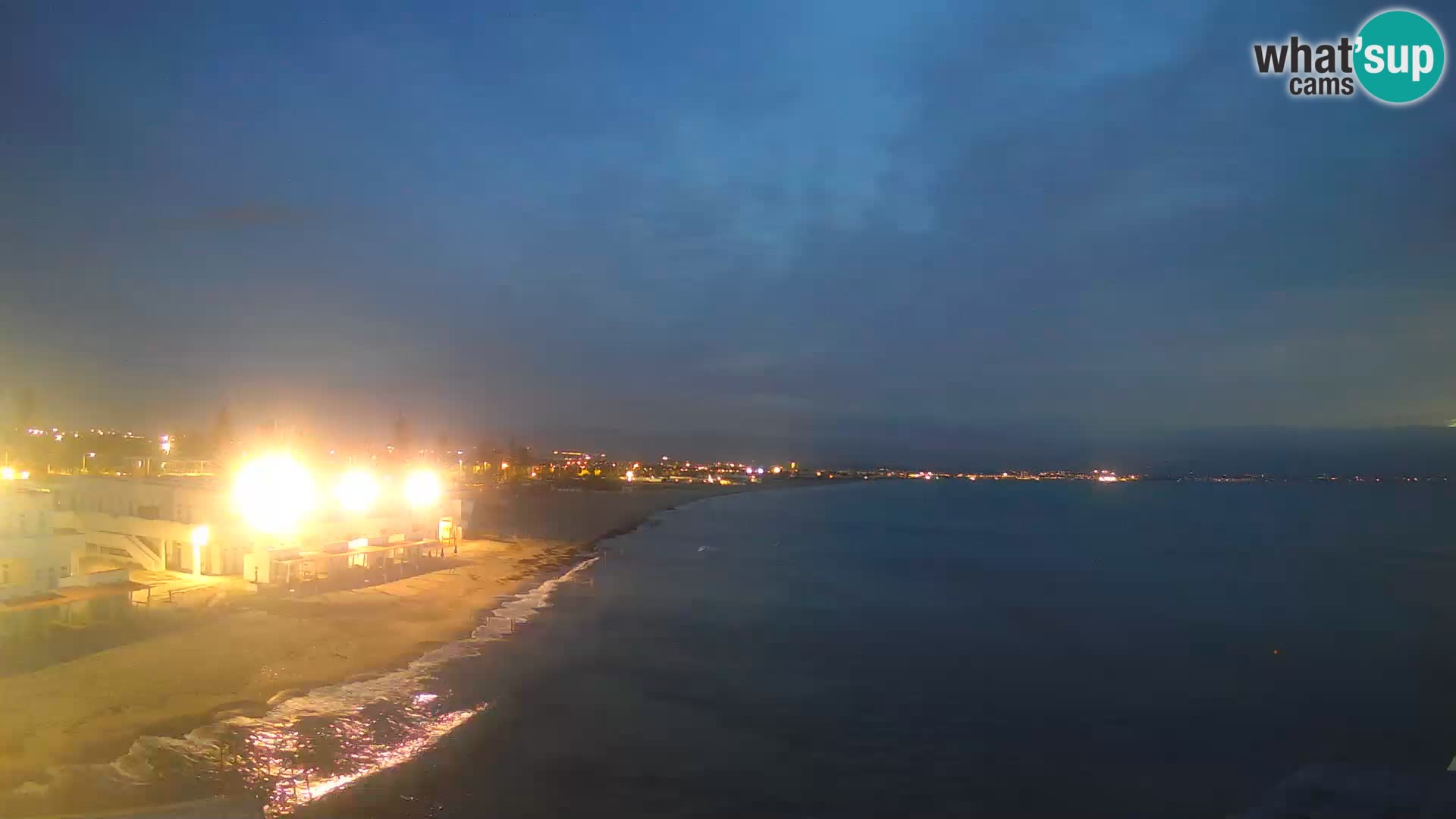 Spletna kamera v živo Cagliarski zaliv – plaža Poetto – Sardinija