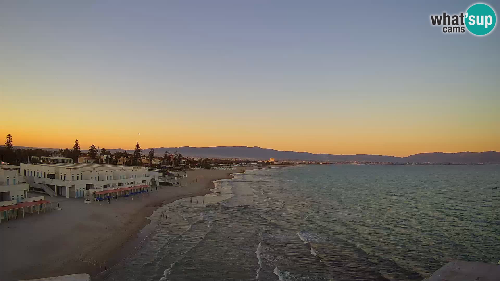 Web kamera uživo Cagliarski zaljev – plaža Poetto – Sardinija