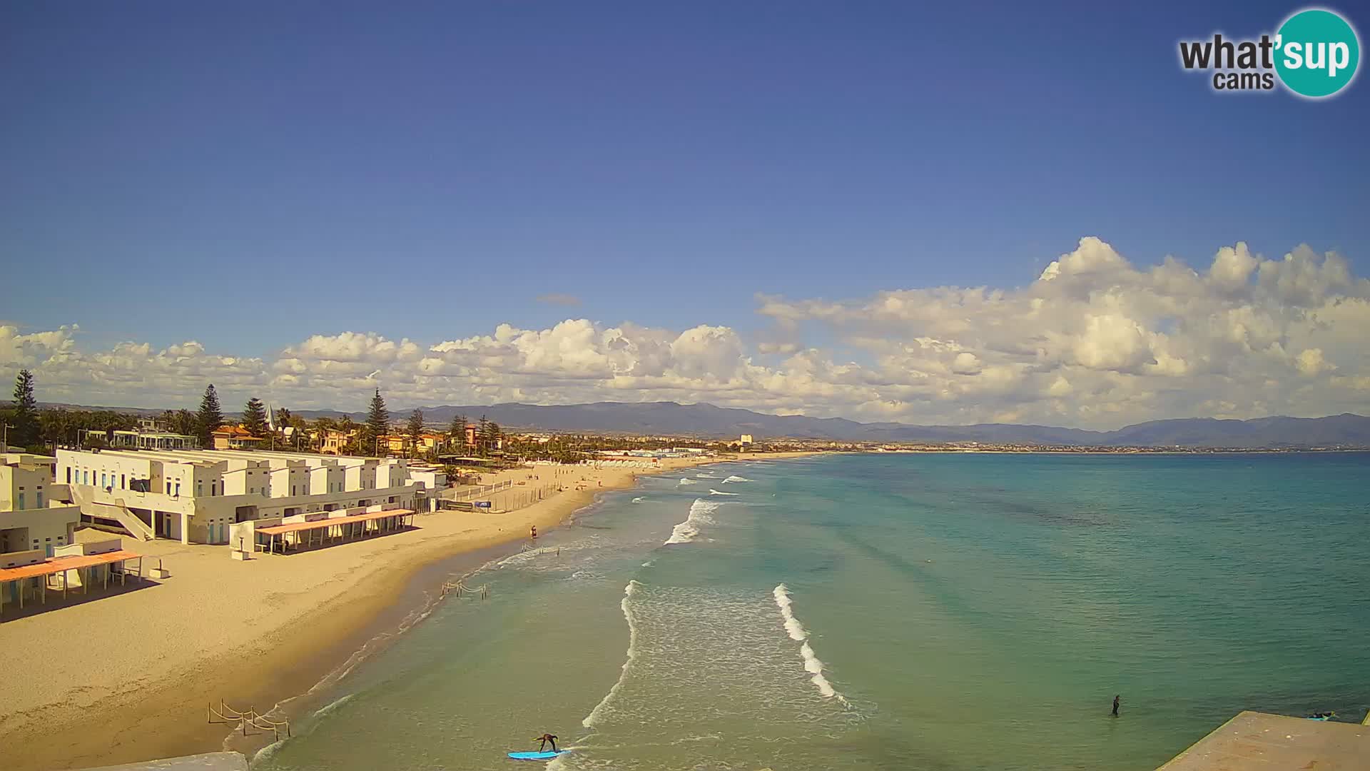 Spletna kamera v živo Cagliarski zaliv – plaža Poetto – Sardinija