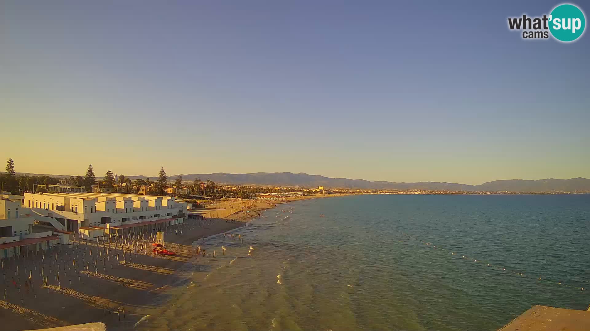 Spletna kamera v živo Cagliarski zaliv – plaža Poetto – Sardinija
