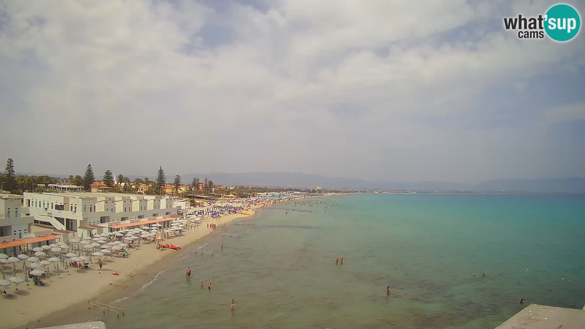 Spletna kamera v živo Cagliarski zaliv – plaža Poetto – Sardinija