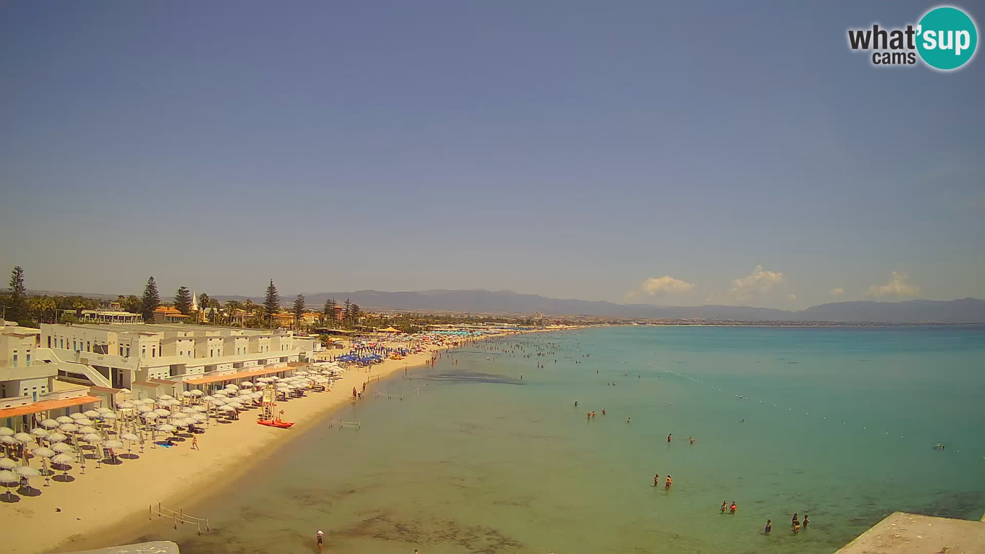 Spletna kamera v živo Cagliarski zaliv – plaža Poetto – Sardinija