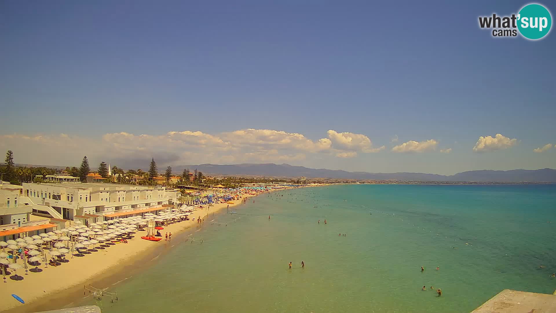 Spletna kamera v živo Cagliarski zaliv – plaža Poetto – Sardinija