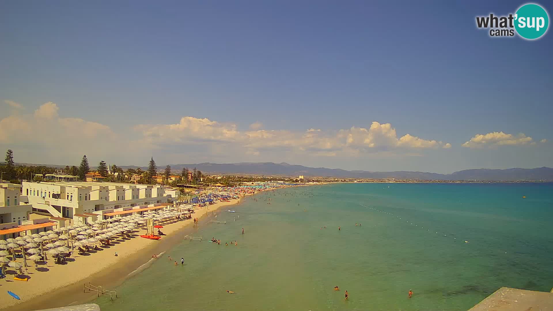 Spletna kamera v živo Cagliarski zaliv – plaža Poetto – Sardinija