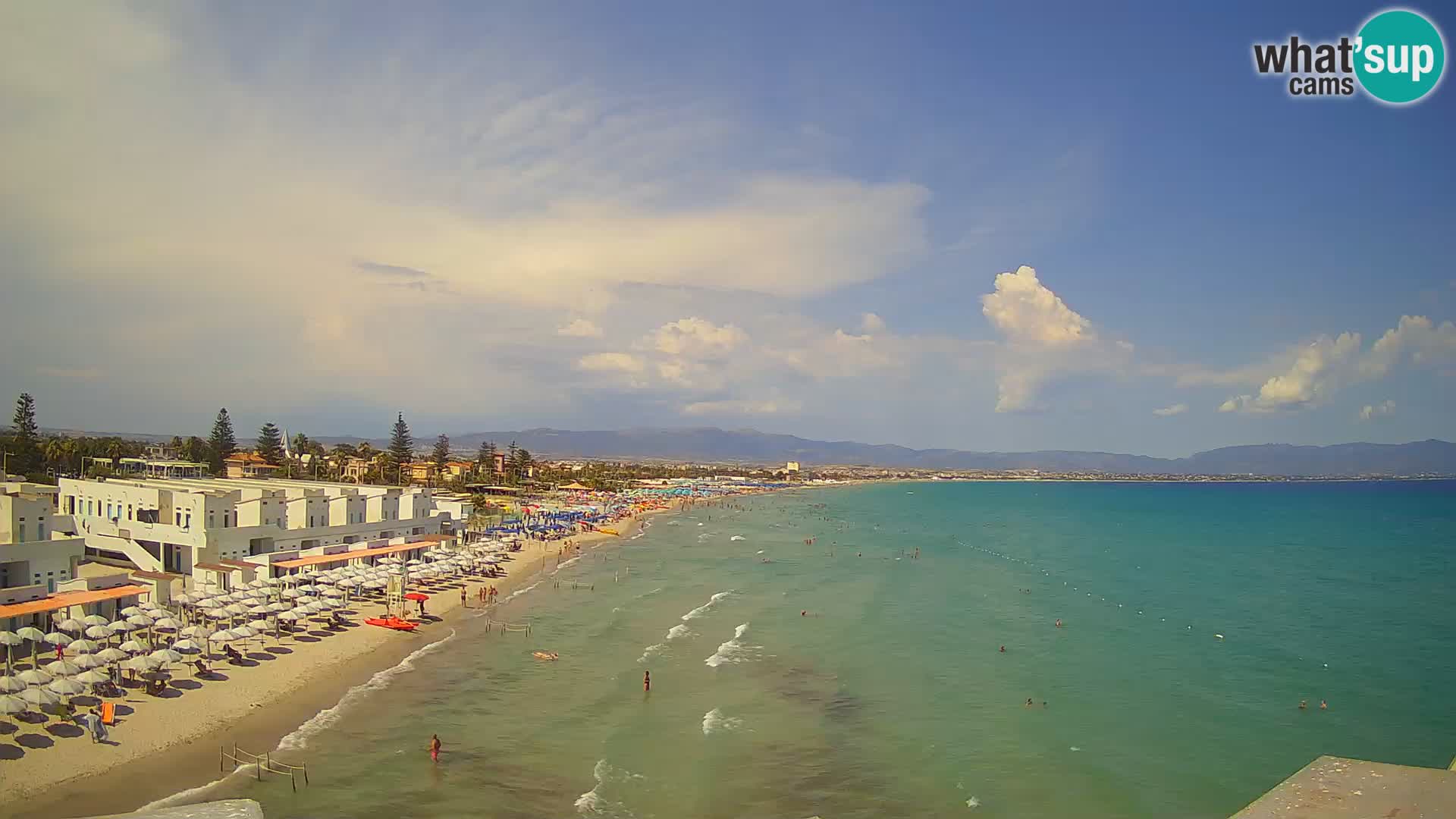 Spletna kamera v živo Cagliarski zaliv – plaža Poetto – Sardinija