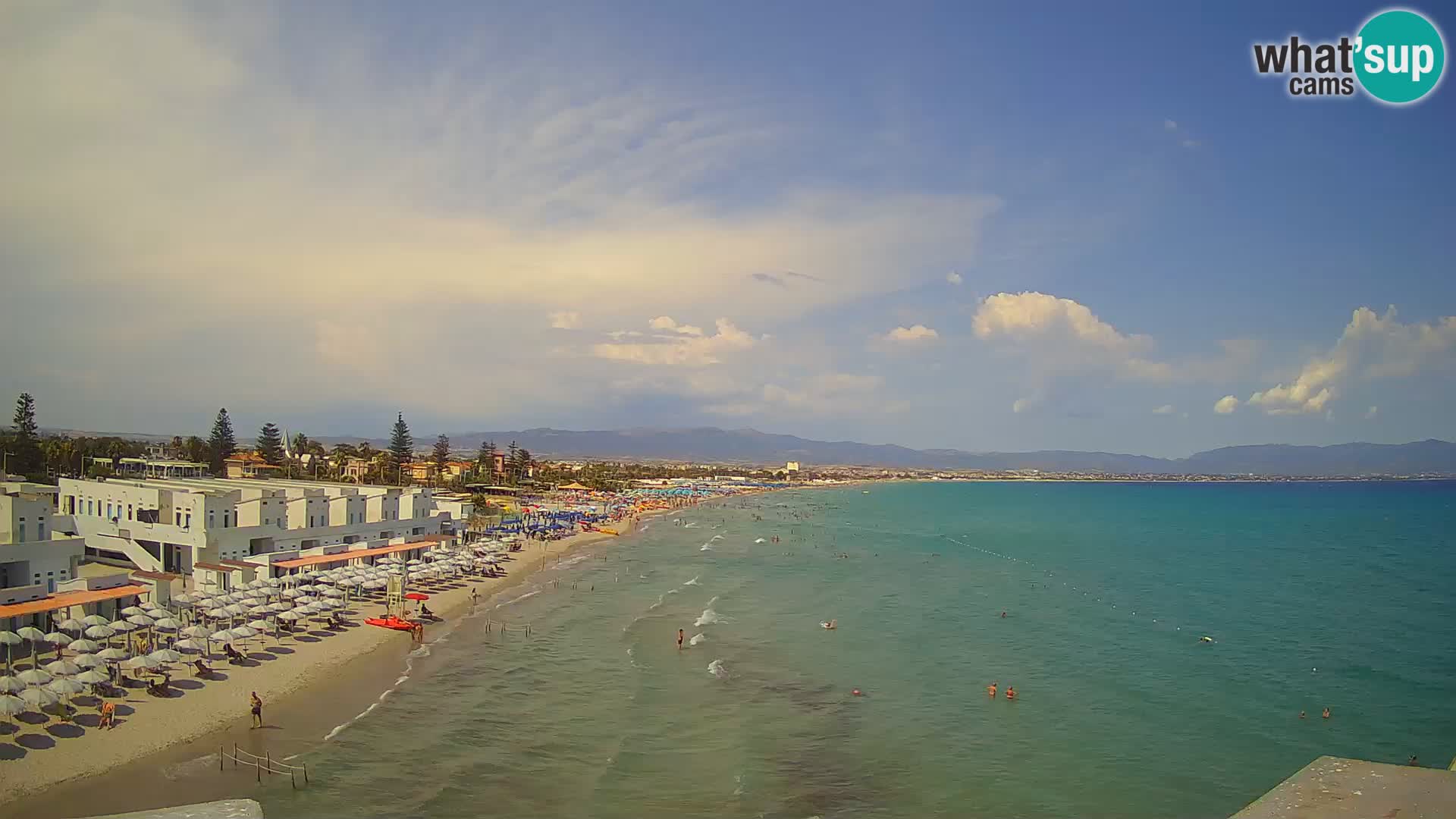 Spletna kamera v živo Cagliarski zaliv – plaža Poetto – Sardinija