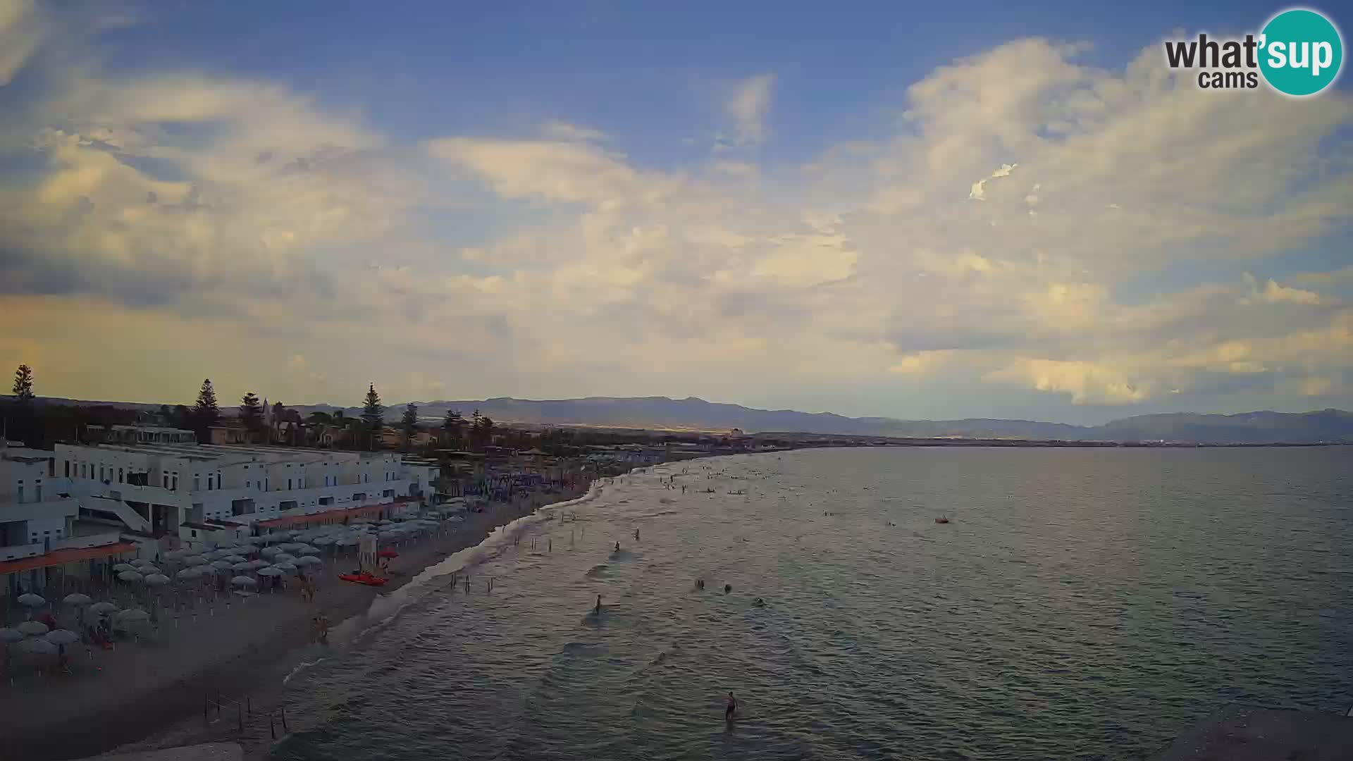 Web kamera uživo Cagliarski zaljev – plaža Poetto – Sardinija