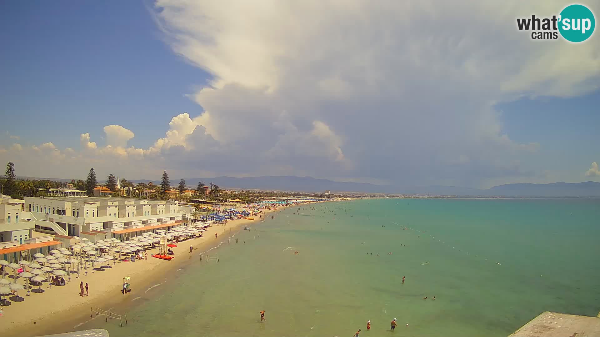 Spletna kamera v živo Cagliarski zaliv – plaža Poetto – Sardinija