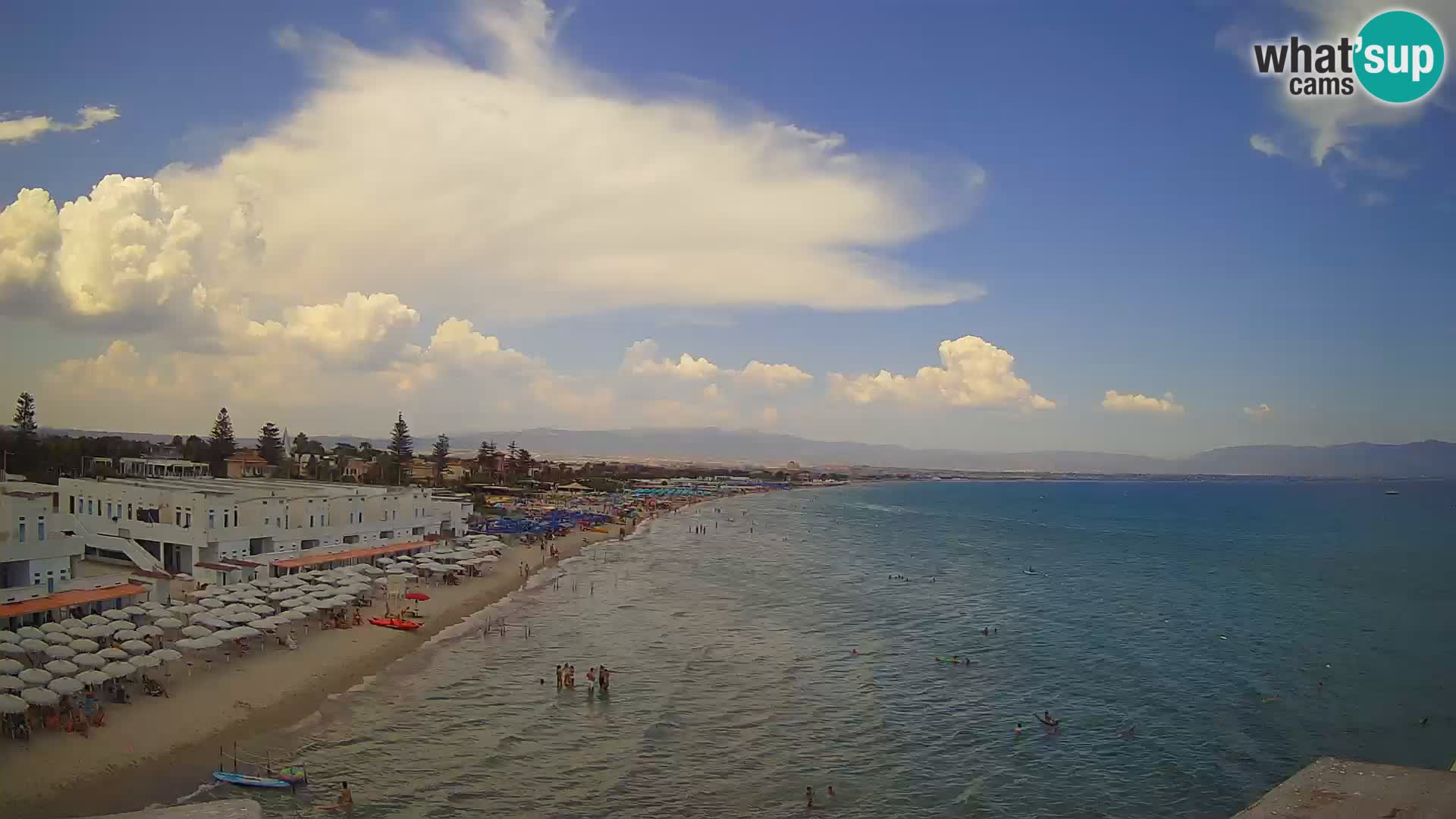 Spletna kamera v živo Cagliarski zaliv – plaža Poetto – Sardinija